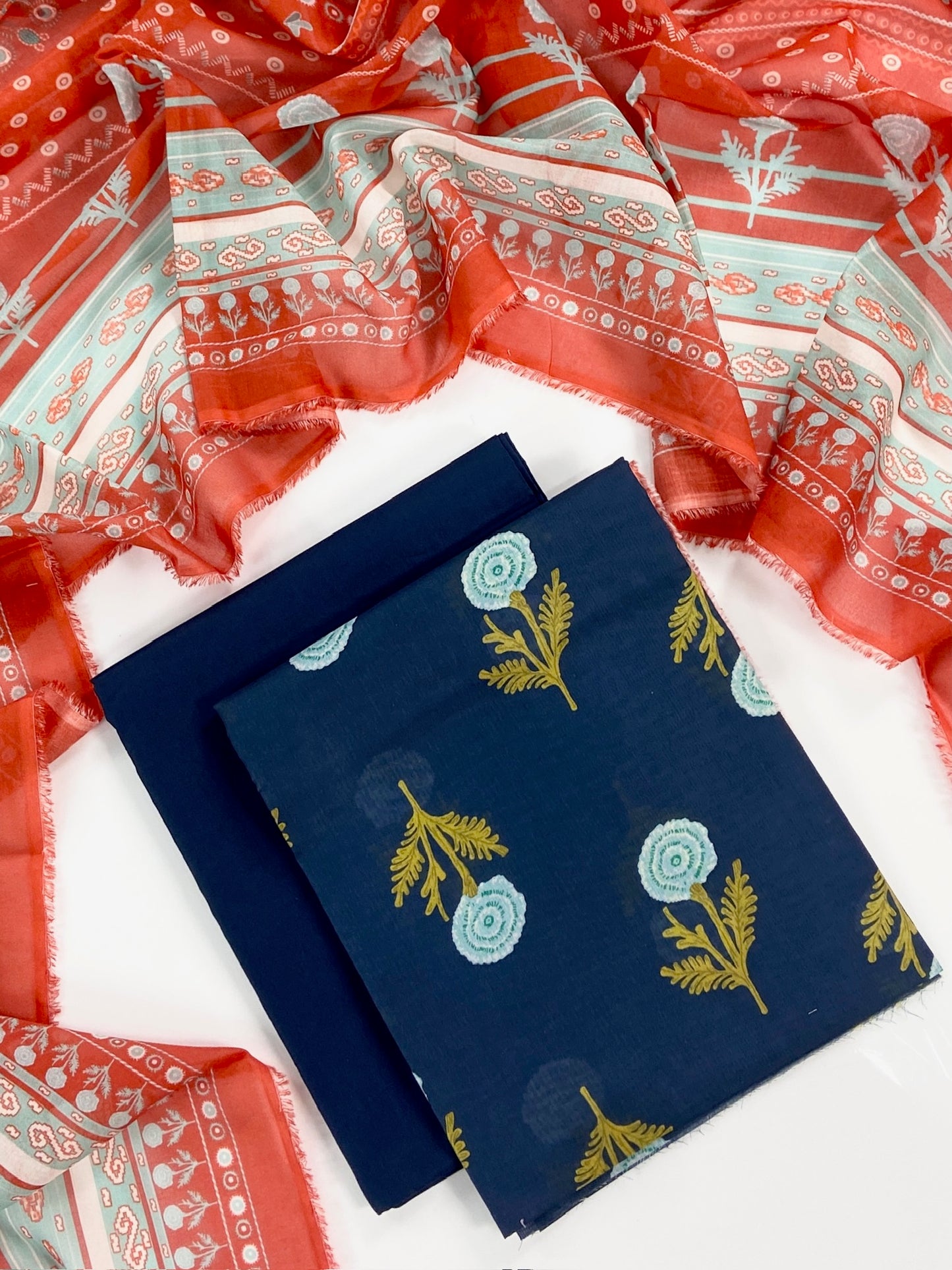Nishat Digital Printed Lawn 3PC