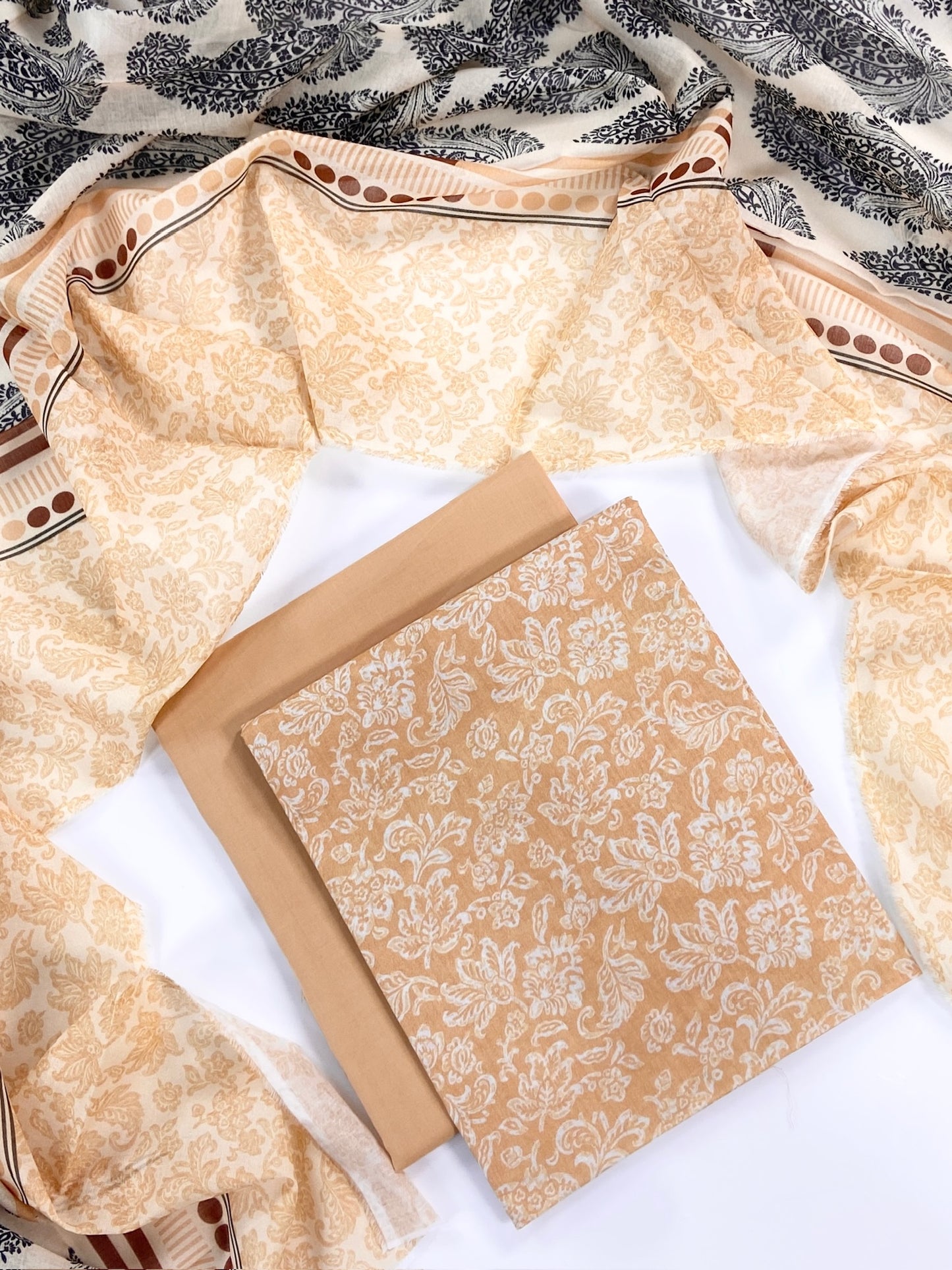 Nishat Digital Printed Lawn 3PC