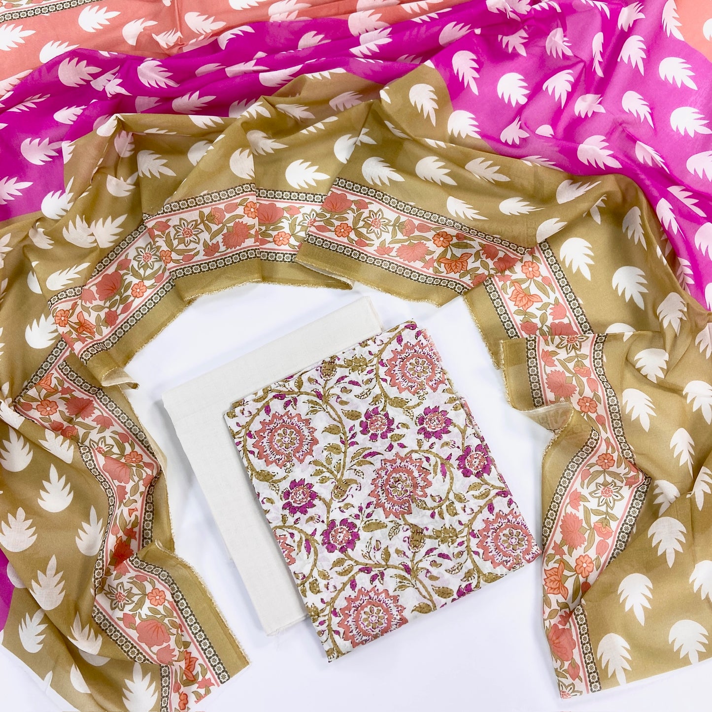 Nishat Digital Printed Lawn 3PC