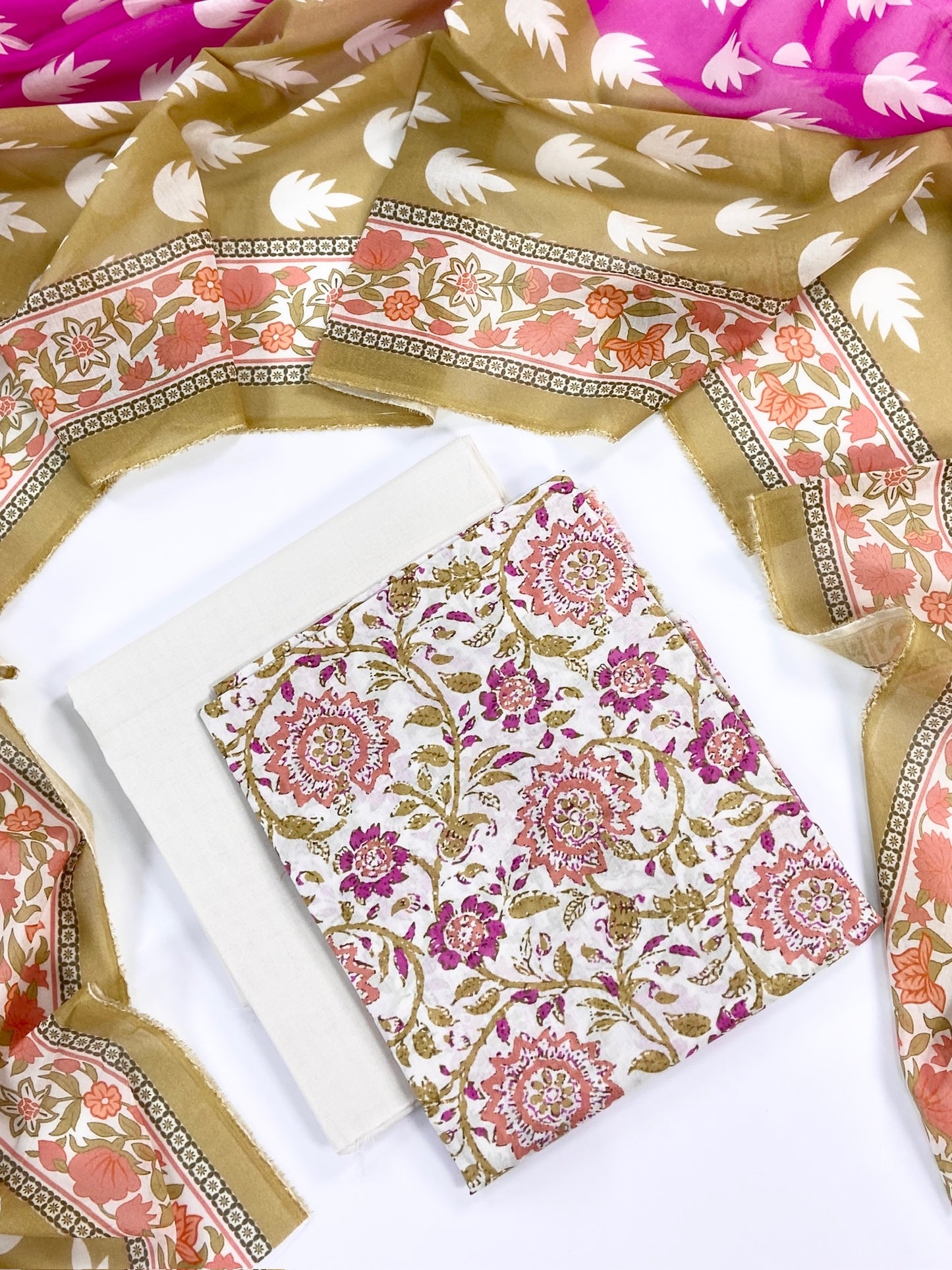 Nishat Digital Printed Lawn 3PC