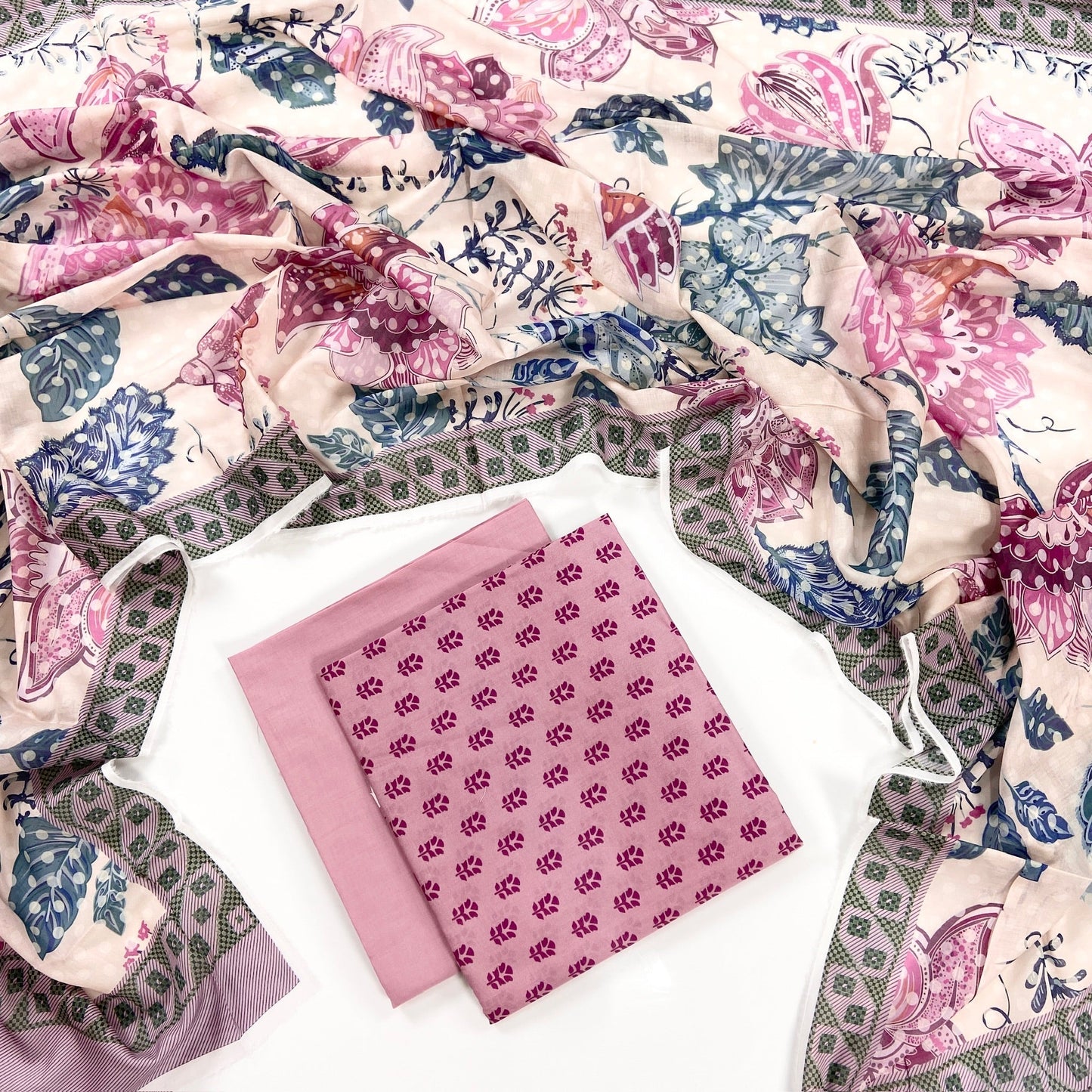 Mashaim Digital Printed Lawn 3PC