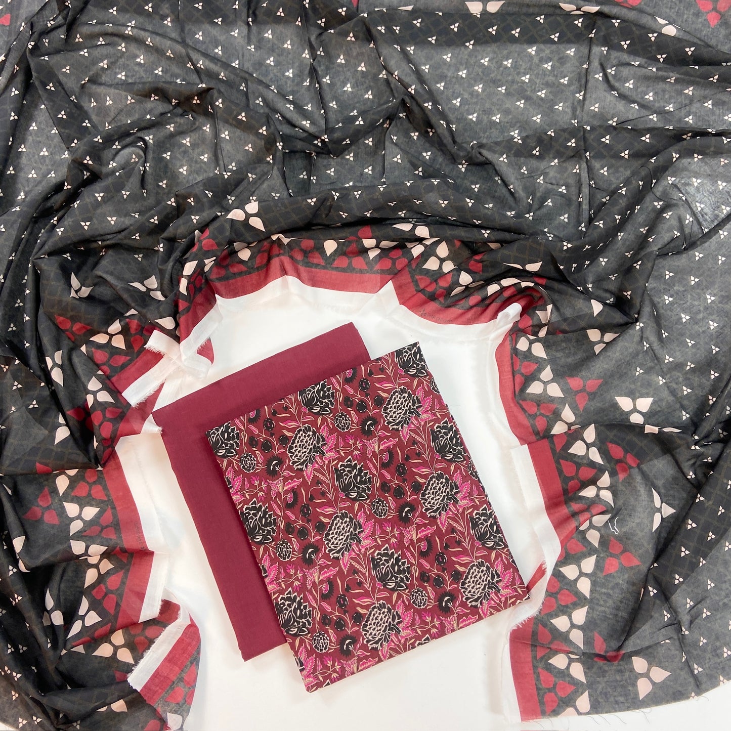 Alkaram Digital Printed Lawn 3PC