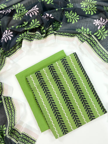 Alkaram Digital Printed Lawn 3PC