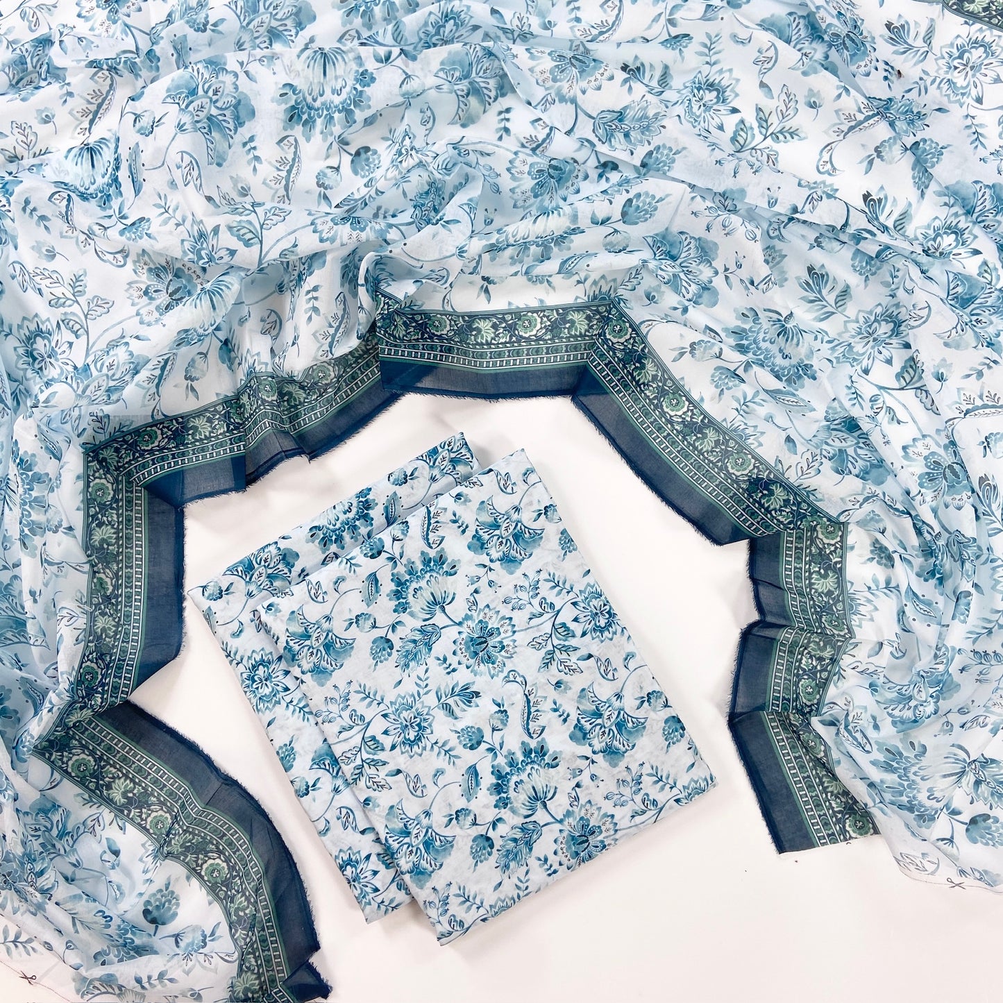 Anaya Noor Digital Printed Lawn With Voil Dupatta 3PC