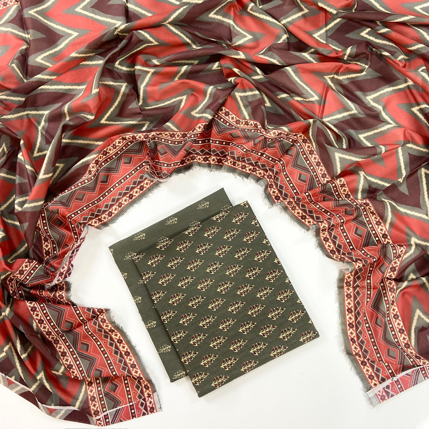 Anaya Noor Digital Printed Lawn With Voil Dupatta 3PC