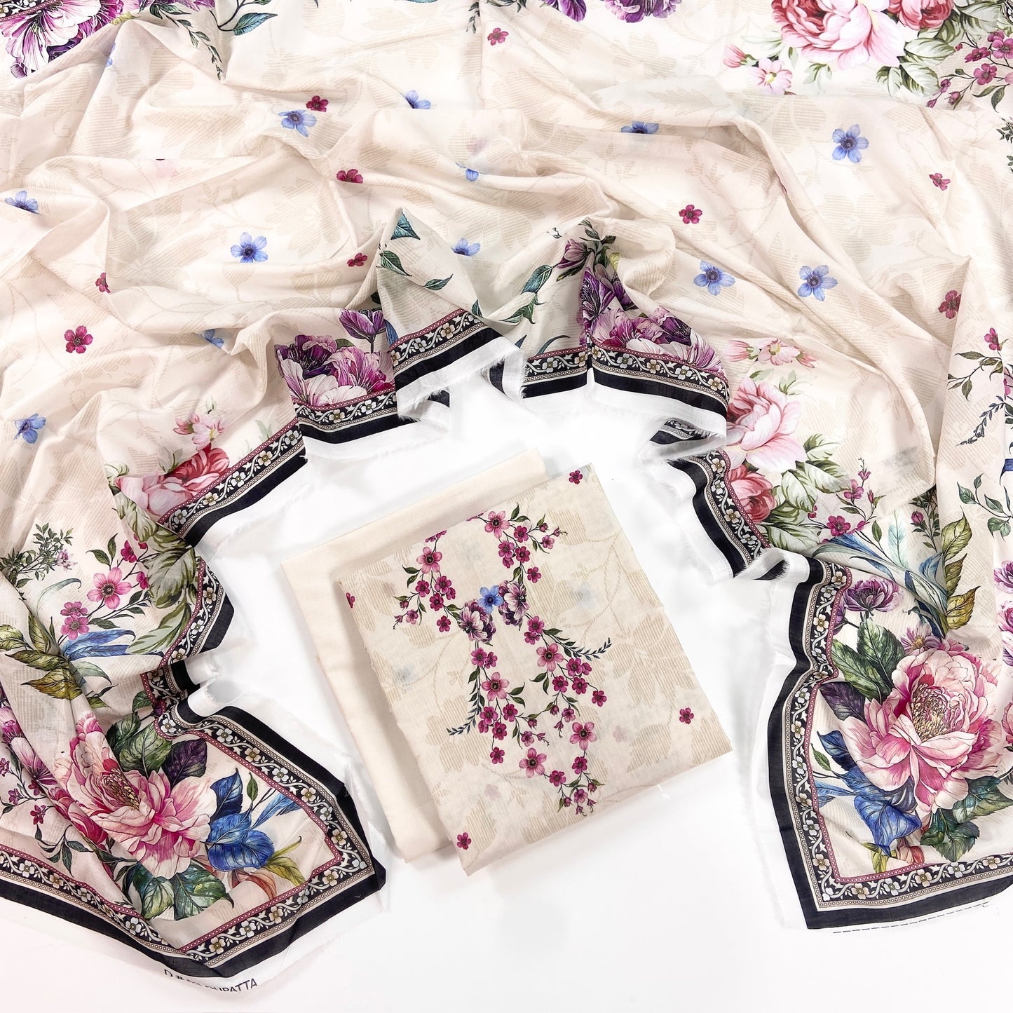 Mashaim Digital Printed Lawn 3PC