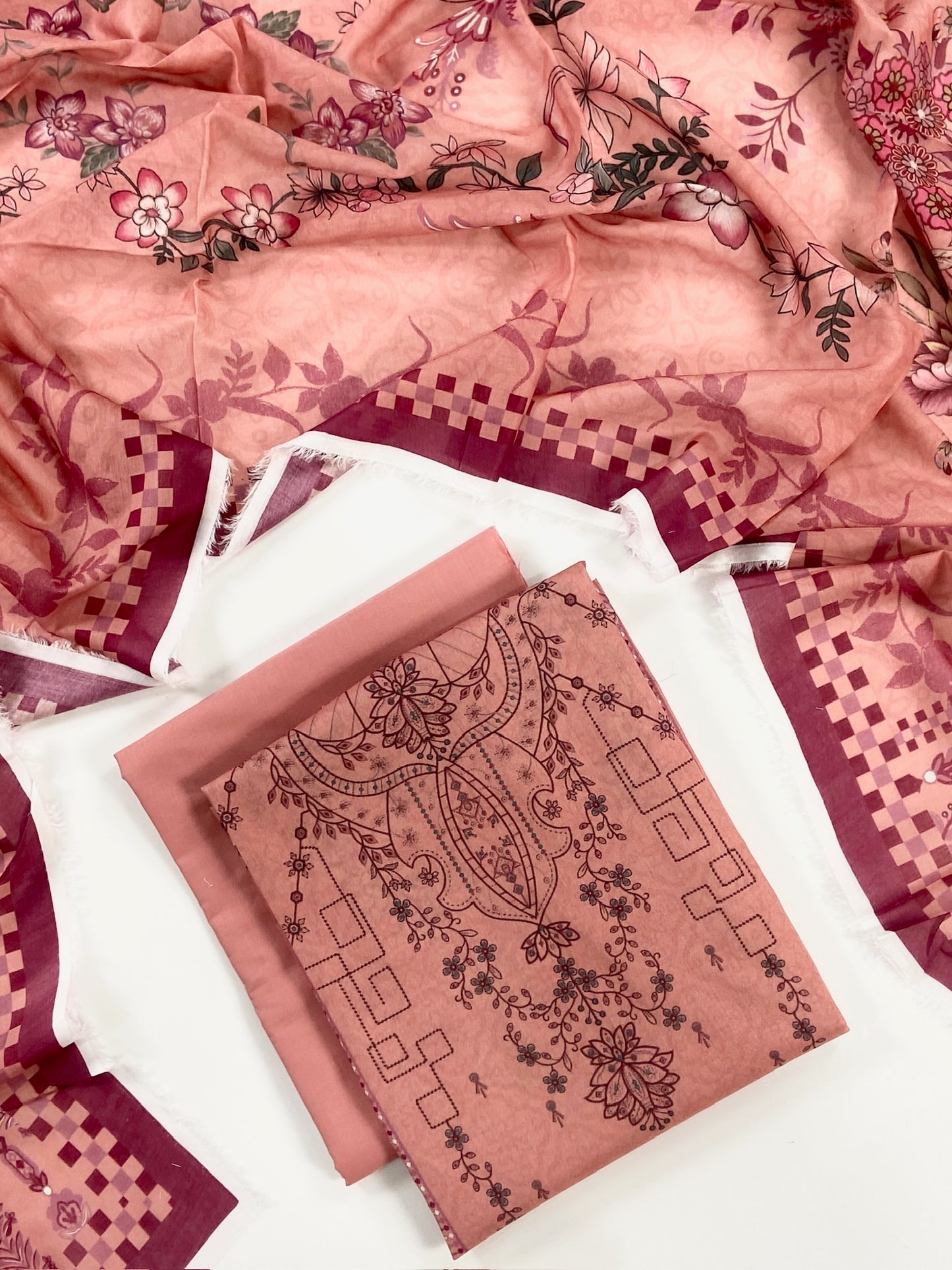 Mashaim Digital Printed Lawn 3PC