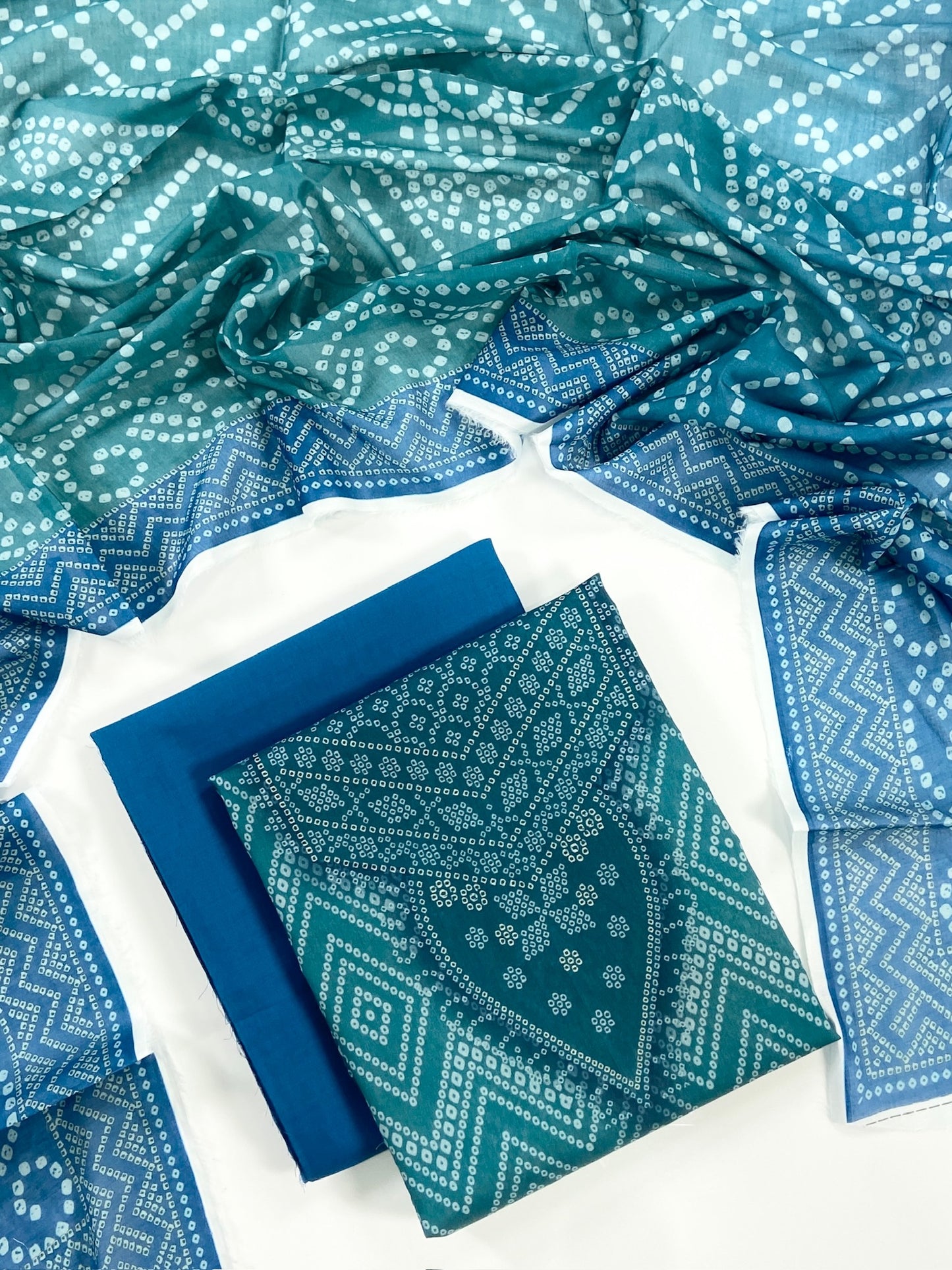 Mashaim Digital Printed Lawn 3PC
