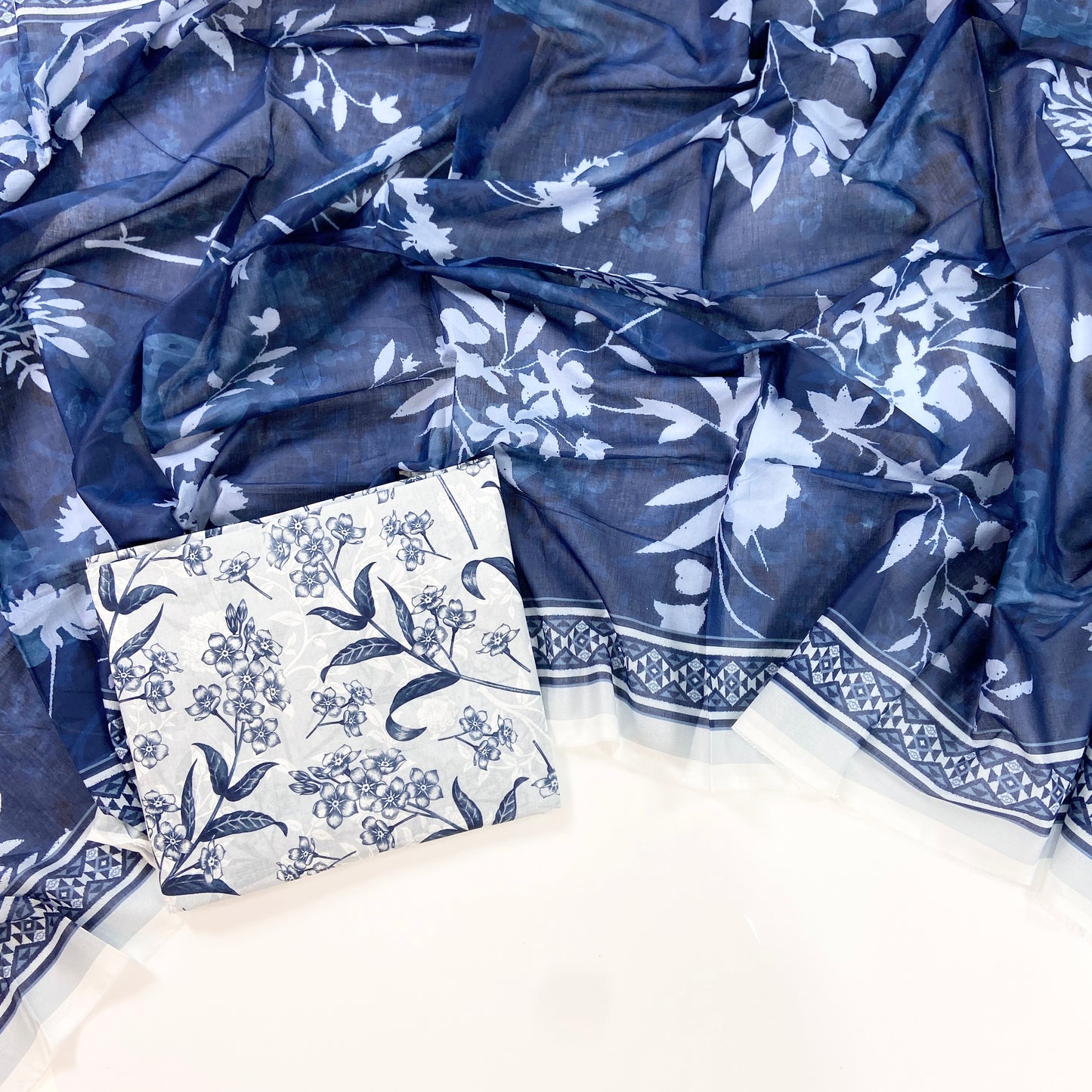 Zesh Digital Printed Shirt Dupatta Lawn 2PC