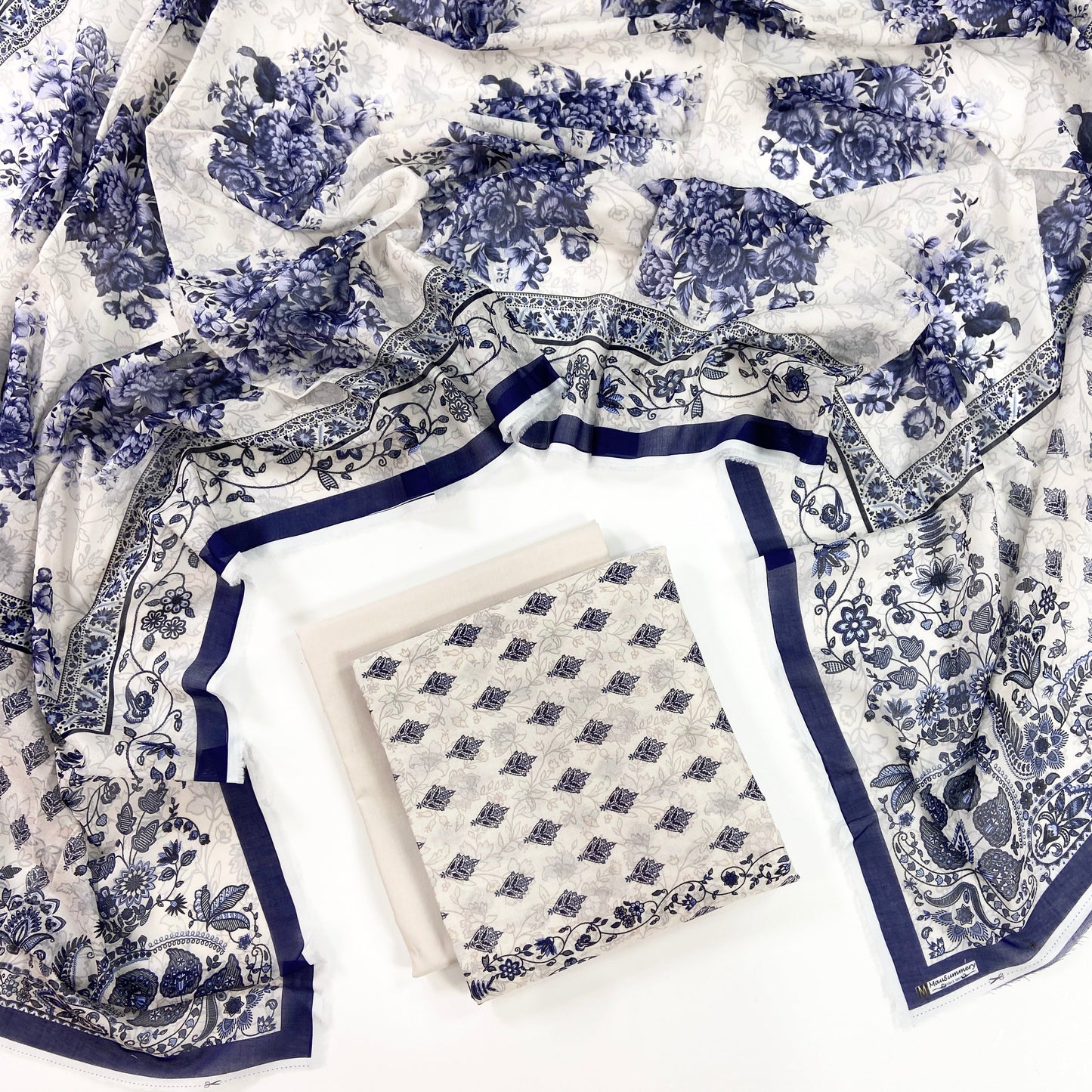 Mausummery Digital Printed Lawn 3PC