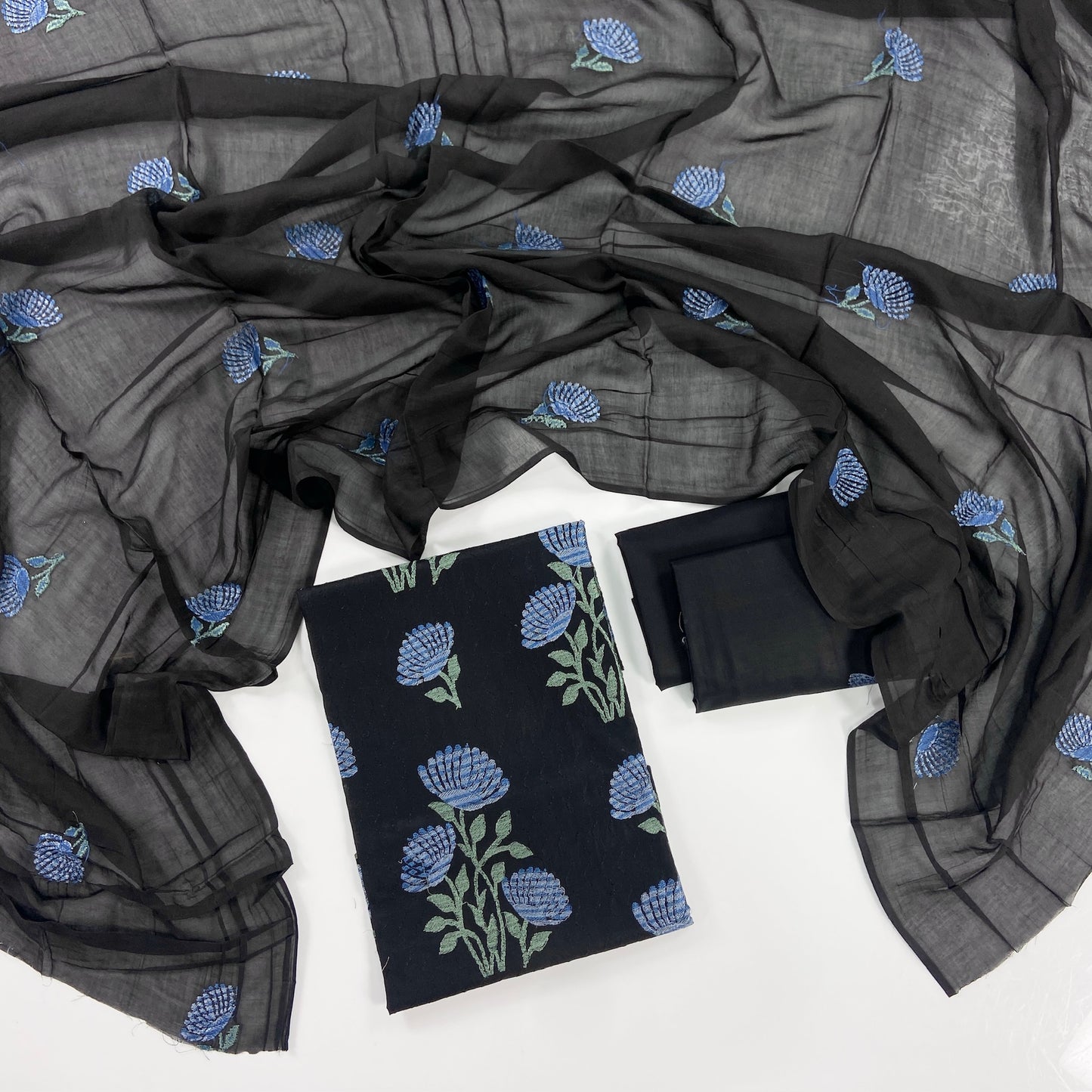 Bareeze Plain Emb Lawn With Slub Voile Dupatta 3PC