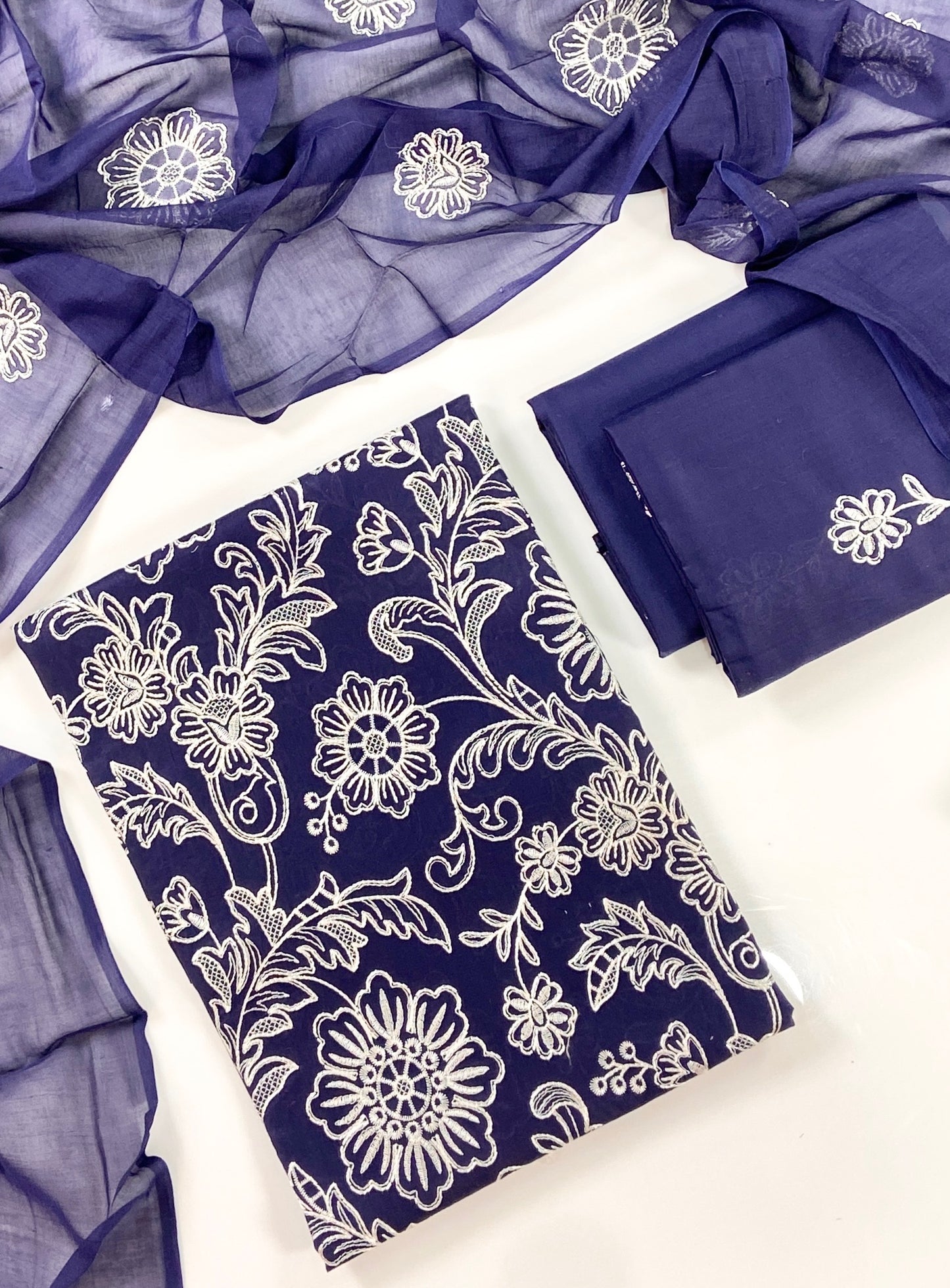 Bareeze Plain Emb Lawn With Slub Voile Dupatta 3PC