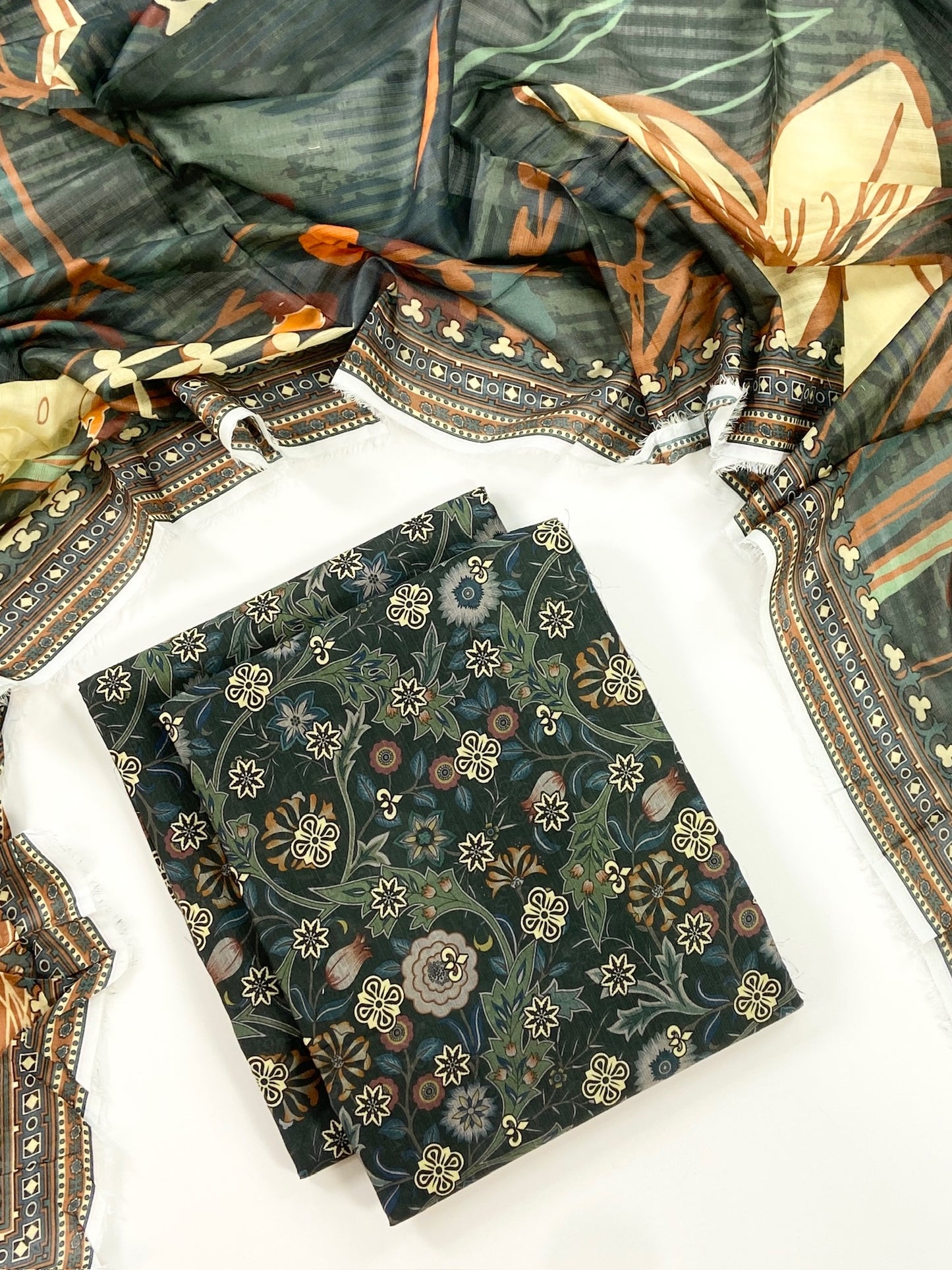 Flows By Almeerah Premium Printed Stripe Lawn 3PC
