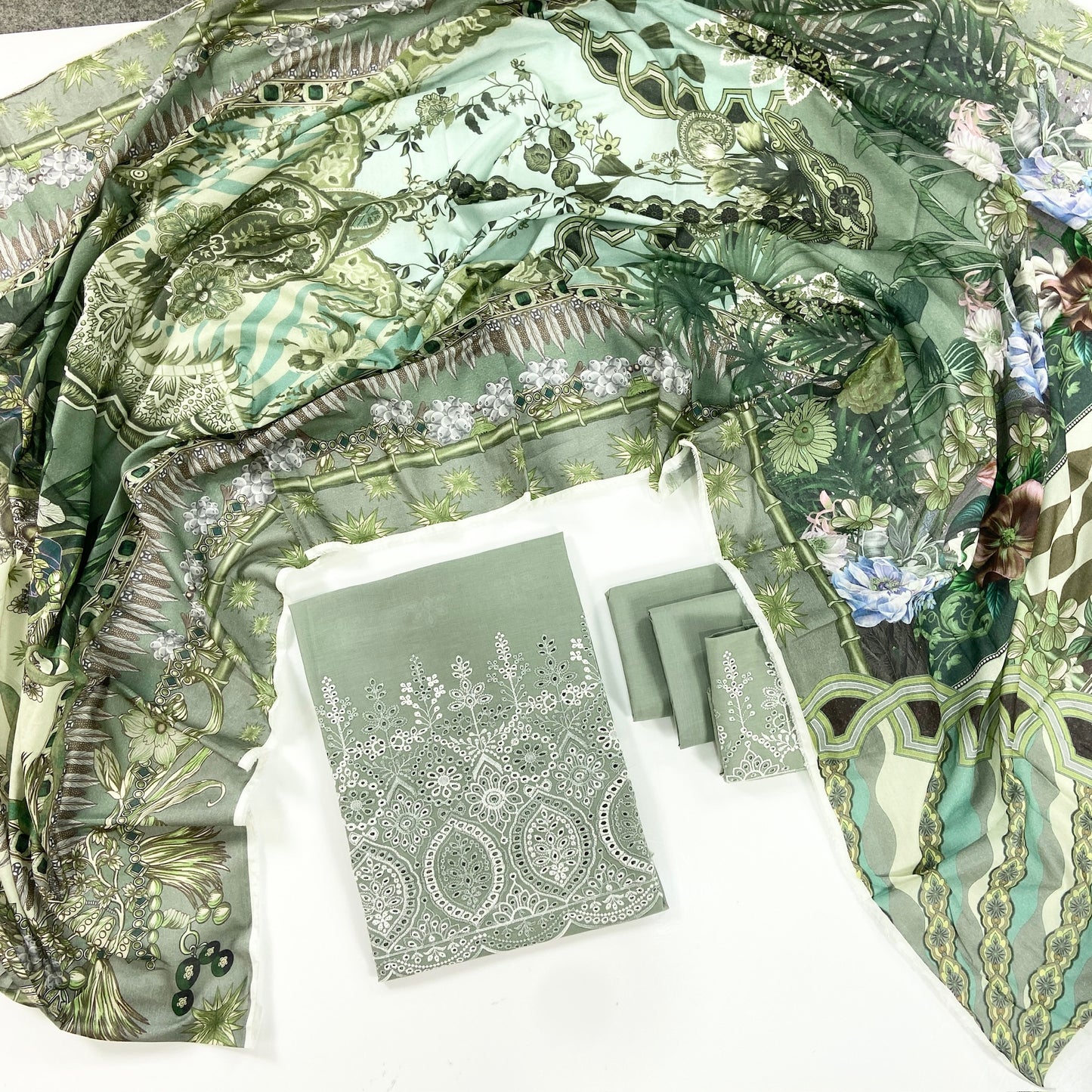 Image Plain Embroidered Lawn 3PC