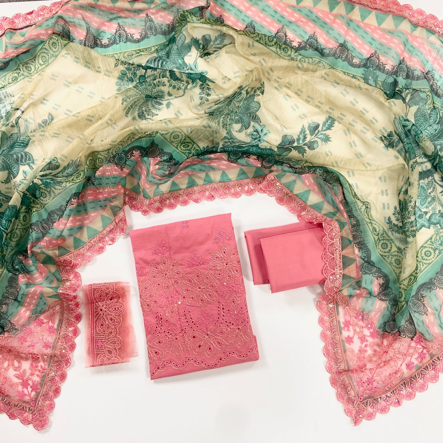 Morocco By Anaya Noor Emb Chickenkari Lawn 3PC