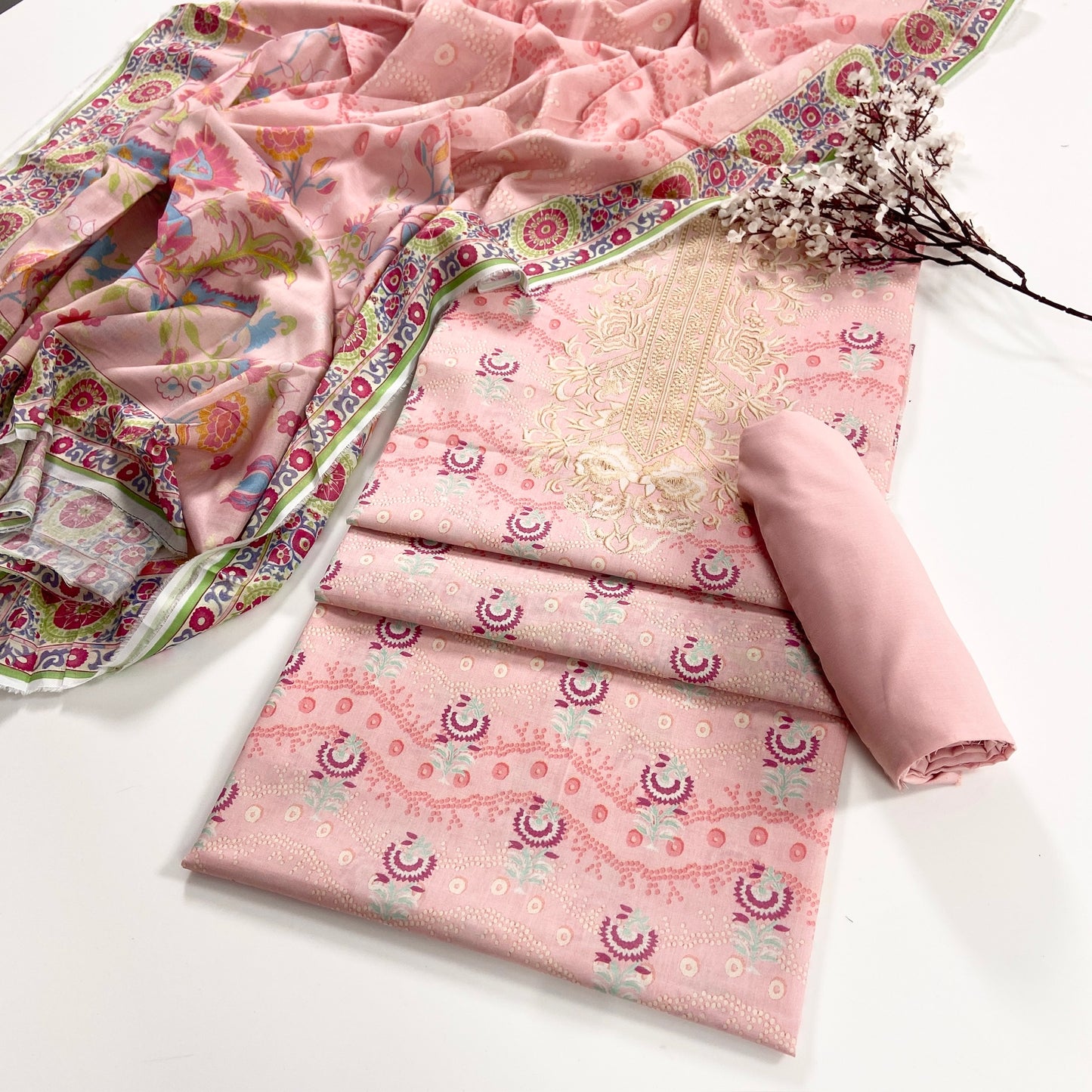 Mashaim Digital Printed Lawn 3PC