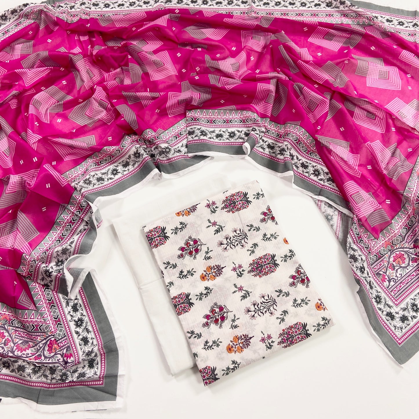 Gul Ahmed Printed Bana Dora Lawn 3PC