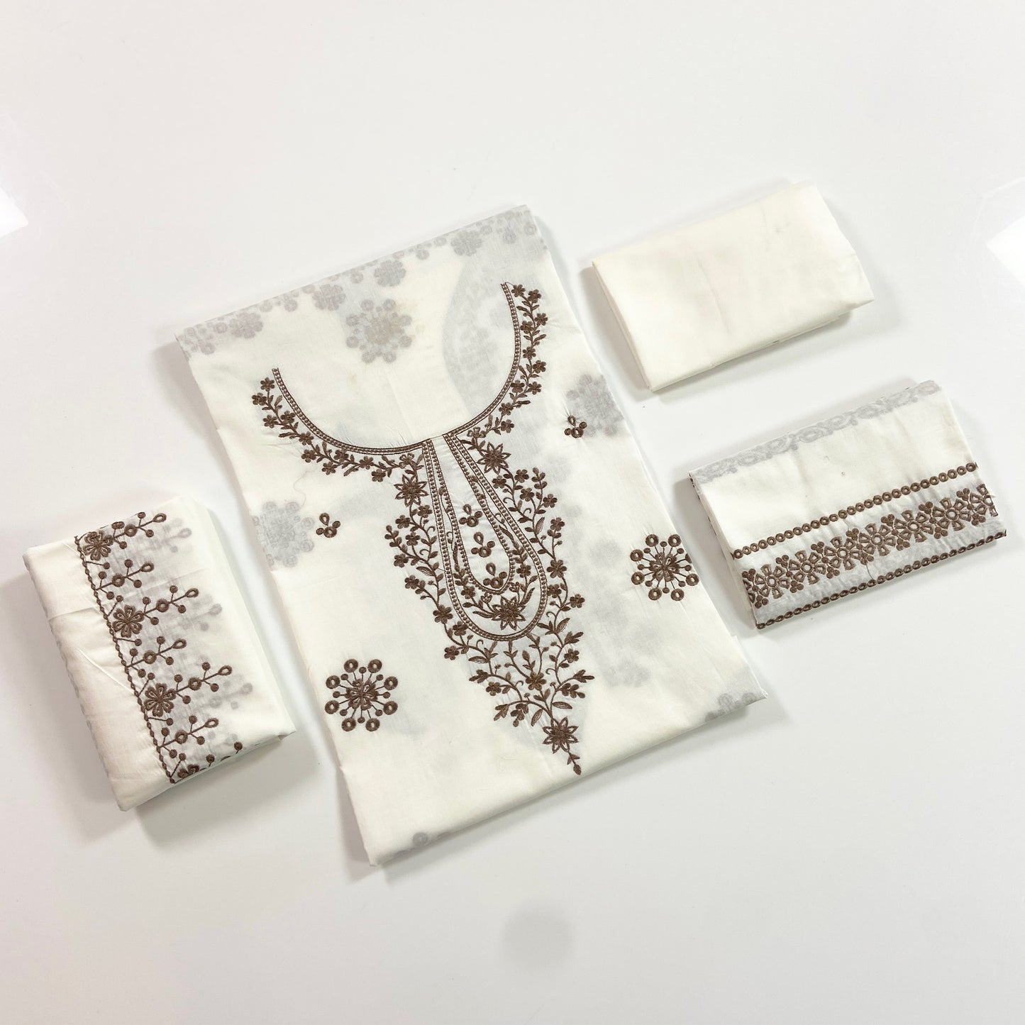 Urge Plain Emb Lawn 2PC