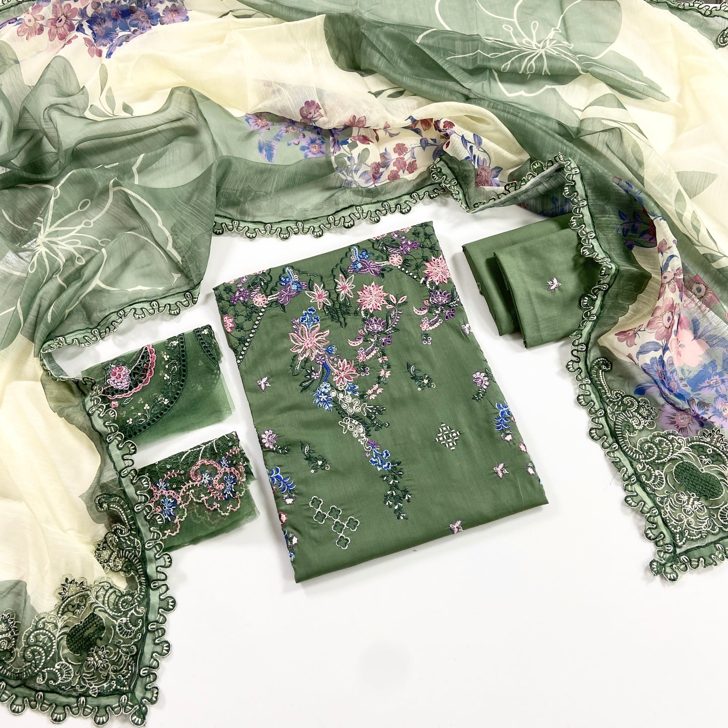 Qalamkar Luxury Embroidered Lawn 3PC