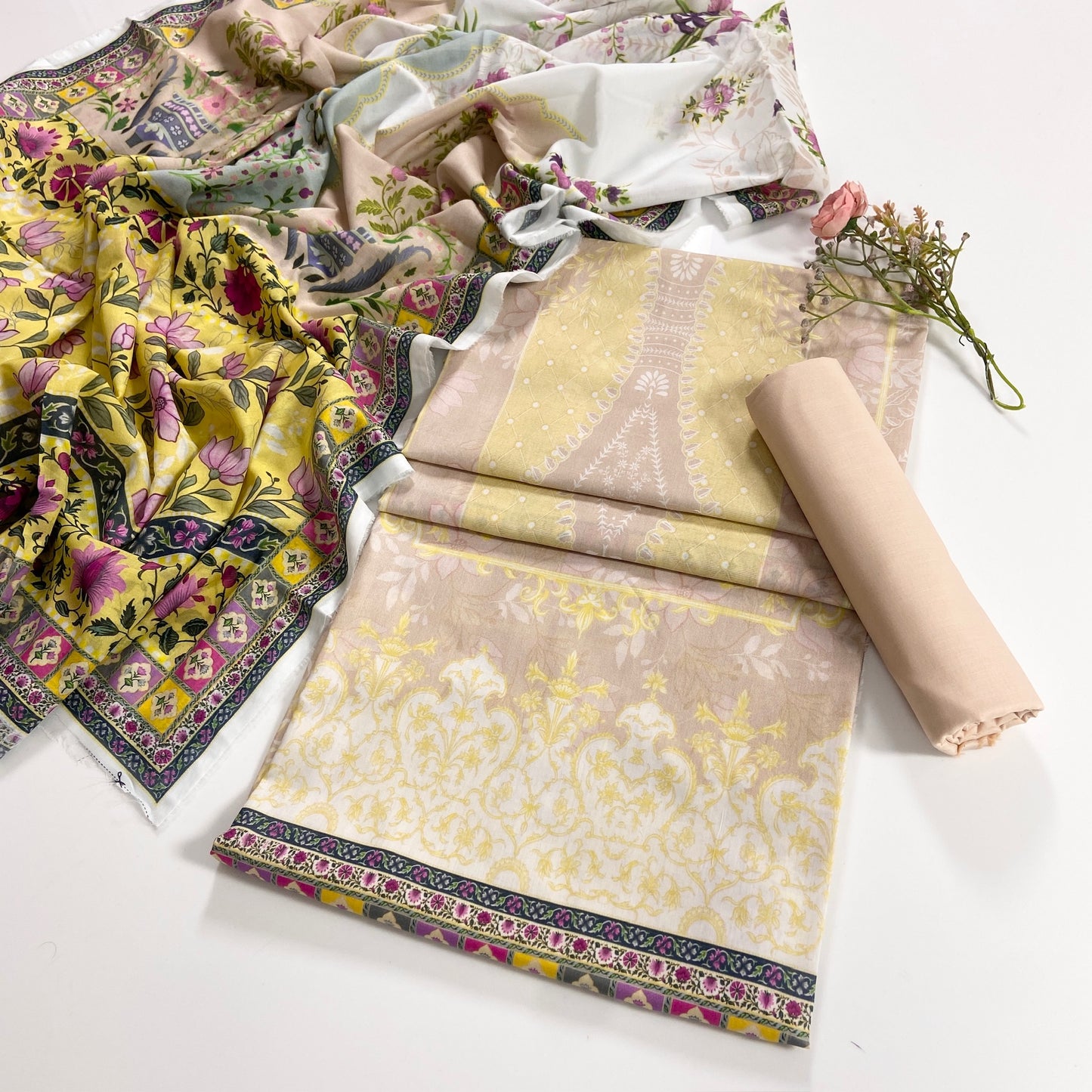 Raiha Premium Printed Lawn 3PC