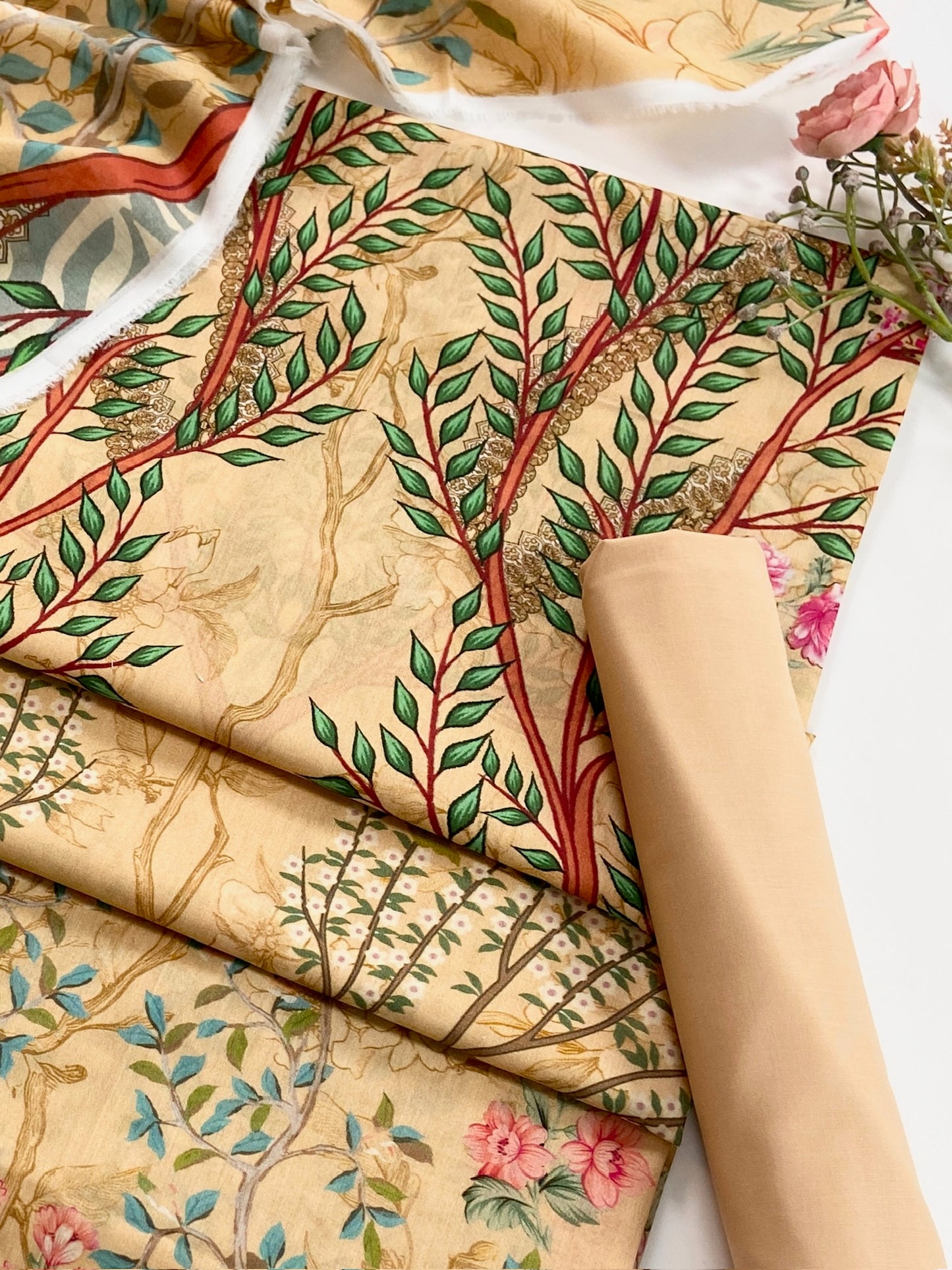 Raiha Premium Printed Lawn 3PC