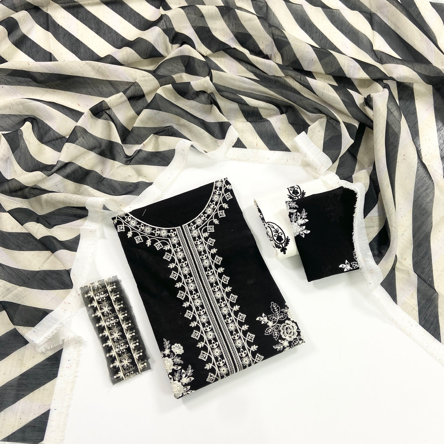 Zara Shahjahan Plain Emb Lawm 3PC