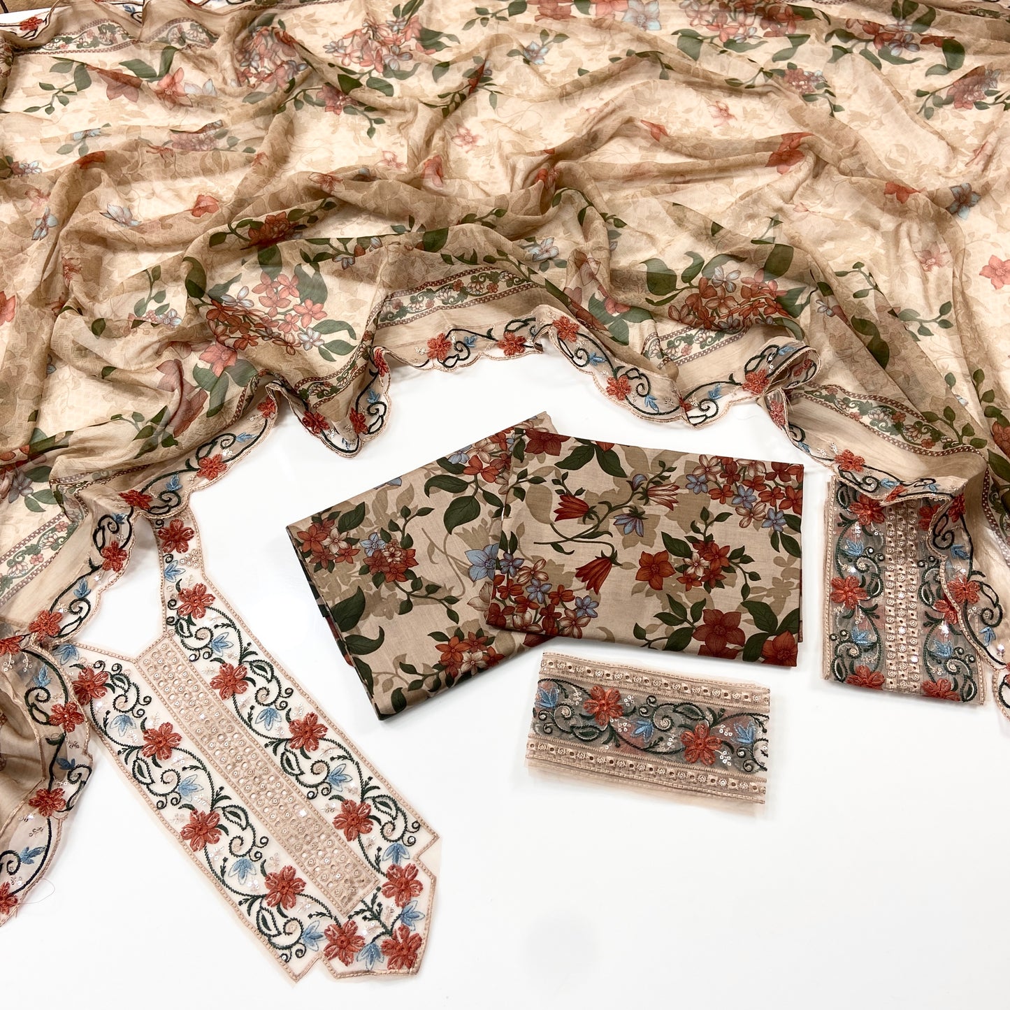 Baroque Embroiderd & Digital Printed Lawn 3PC