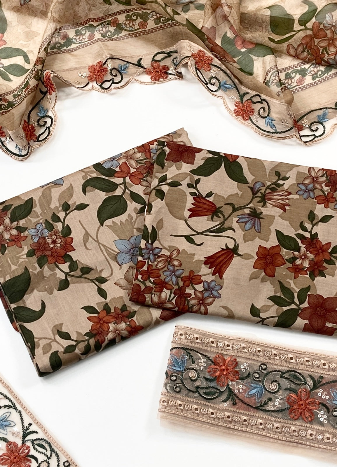 Baroque Embroiderd & Digital Printed Lawn 3PC