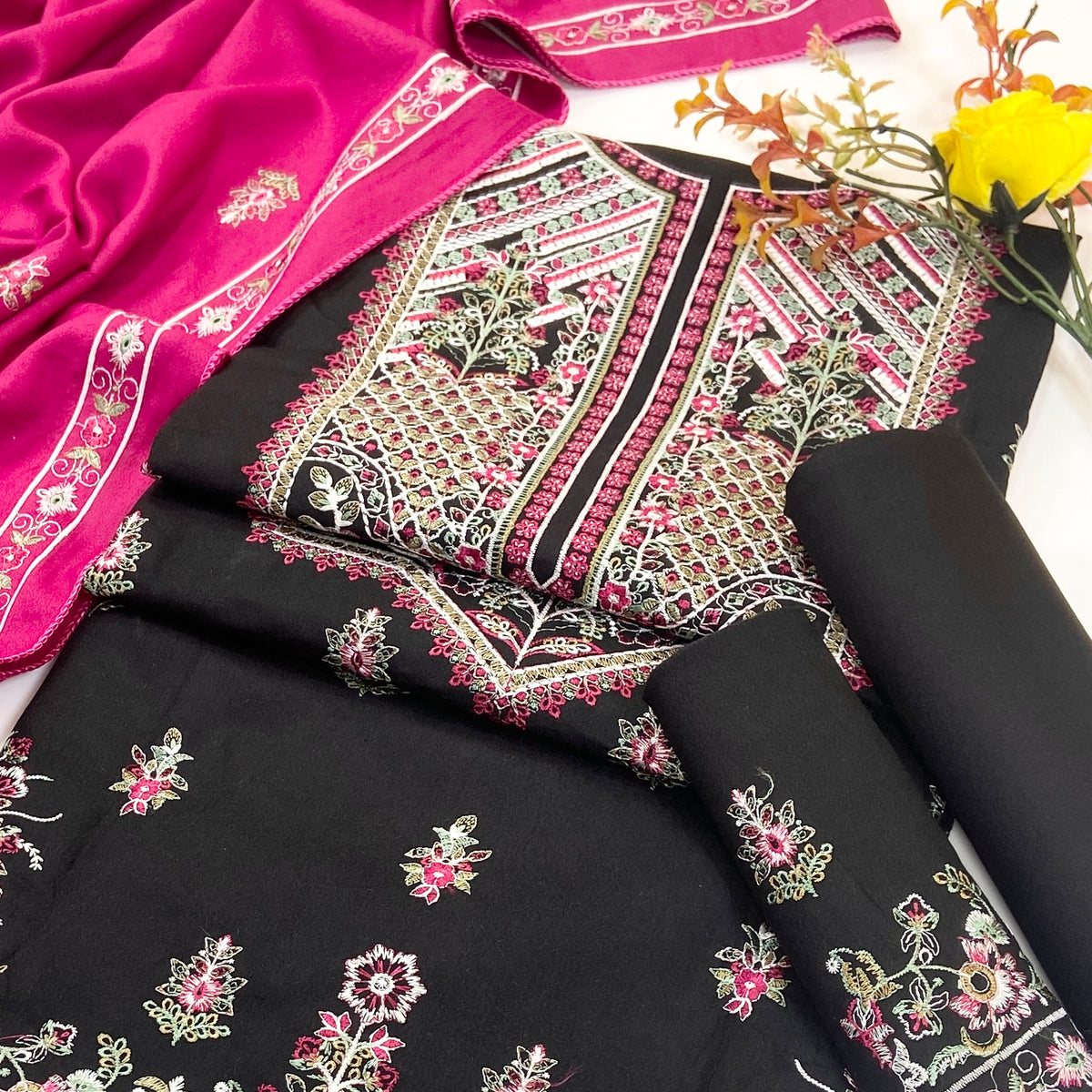 Zarposh Plain Emb Dhanak 3-Piece Suit