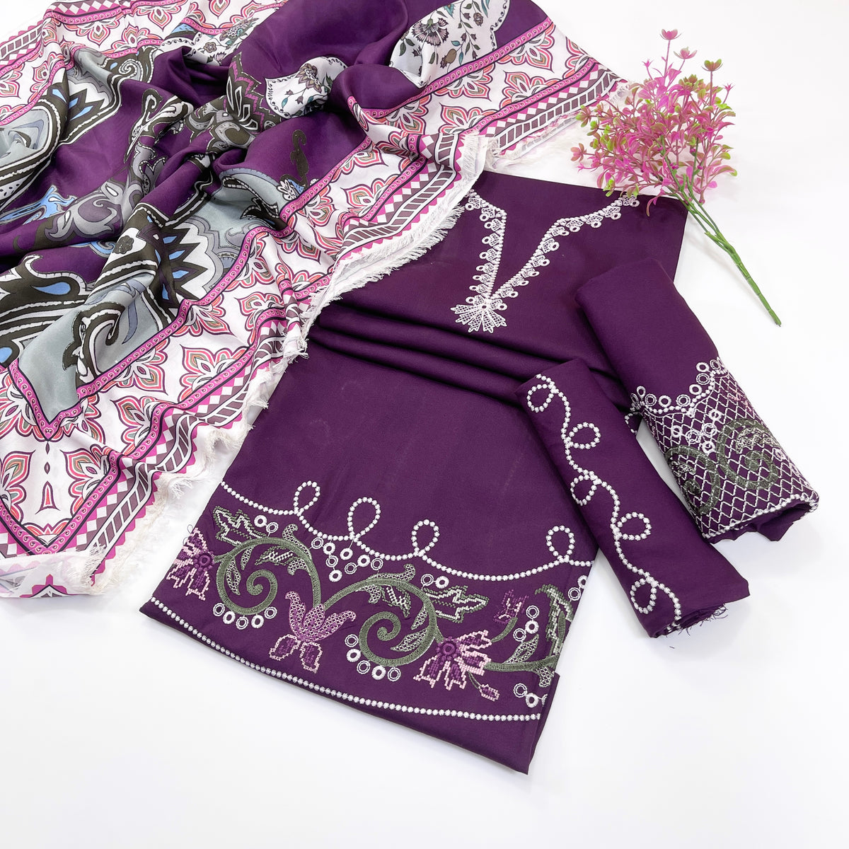 Sawera Embroidered Dhanak 3PC
