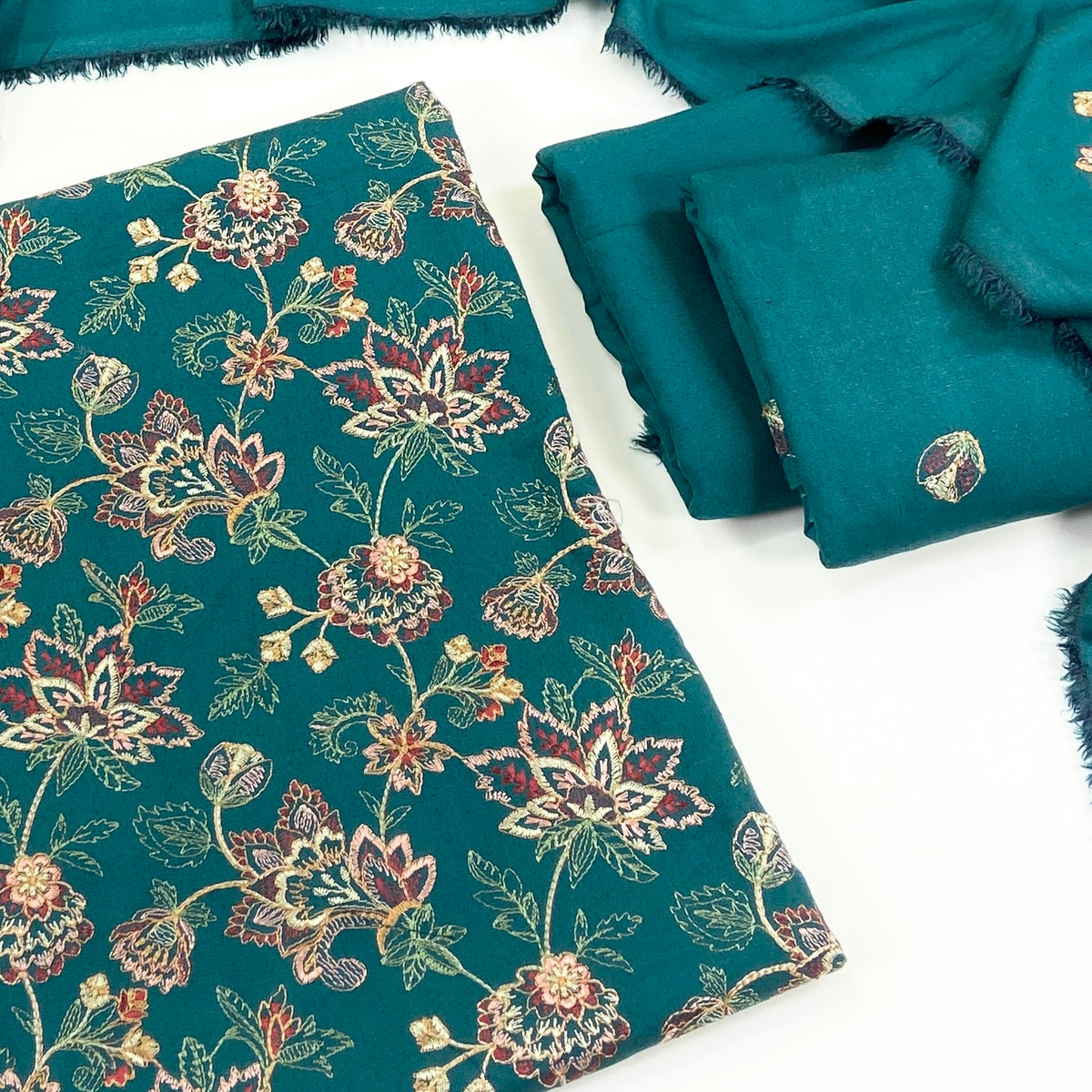 Bareeze Embroidered Karandi 3PC