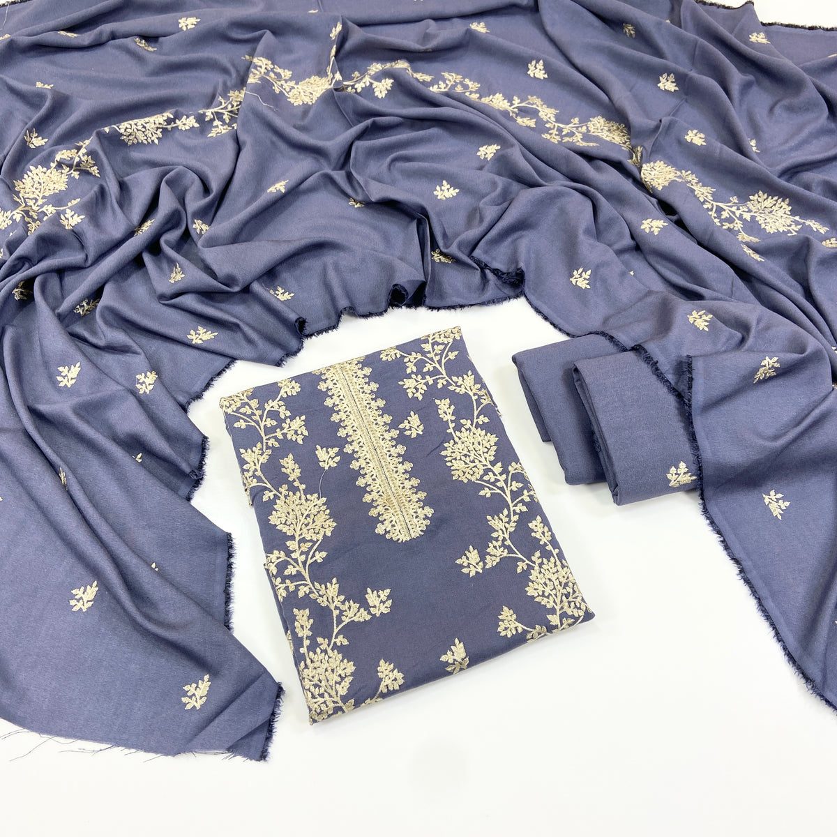 Bareeze Embroidered Karandi 3PC