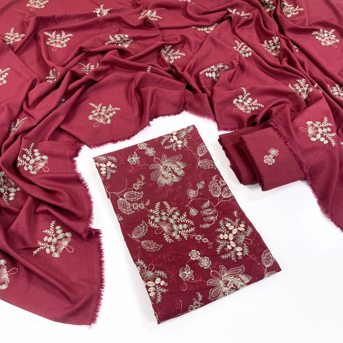 Bareeze Embroidered Karandi 3PC