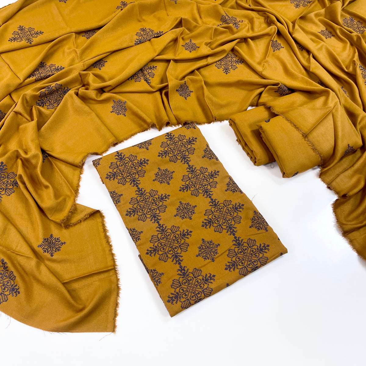 Bareeze Embroidered Karandi 3PC