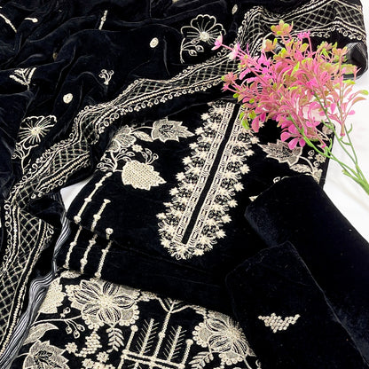 Sana Safinaz Luxury Emb Velvet 3PC