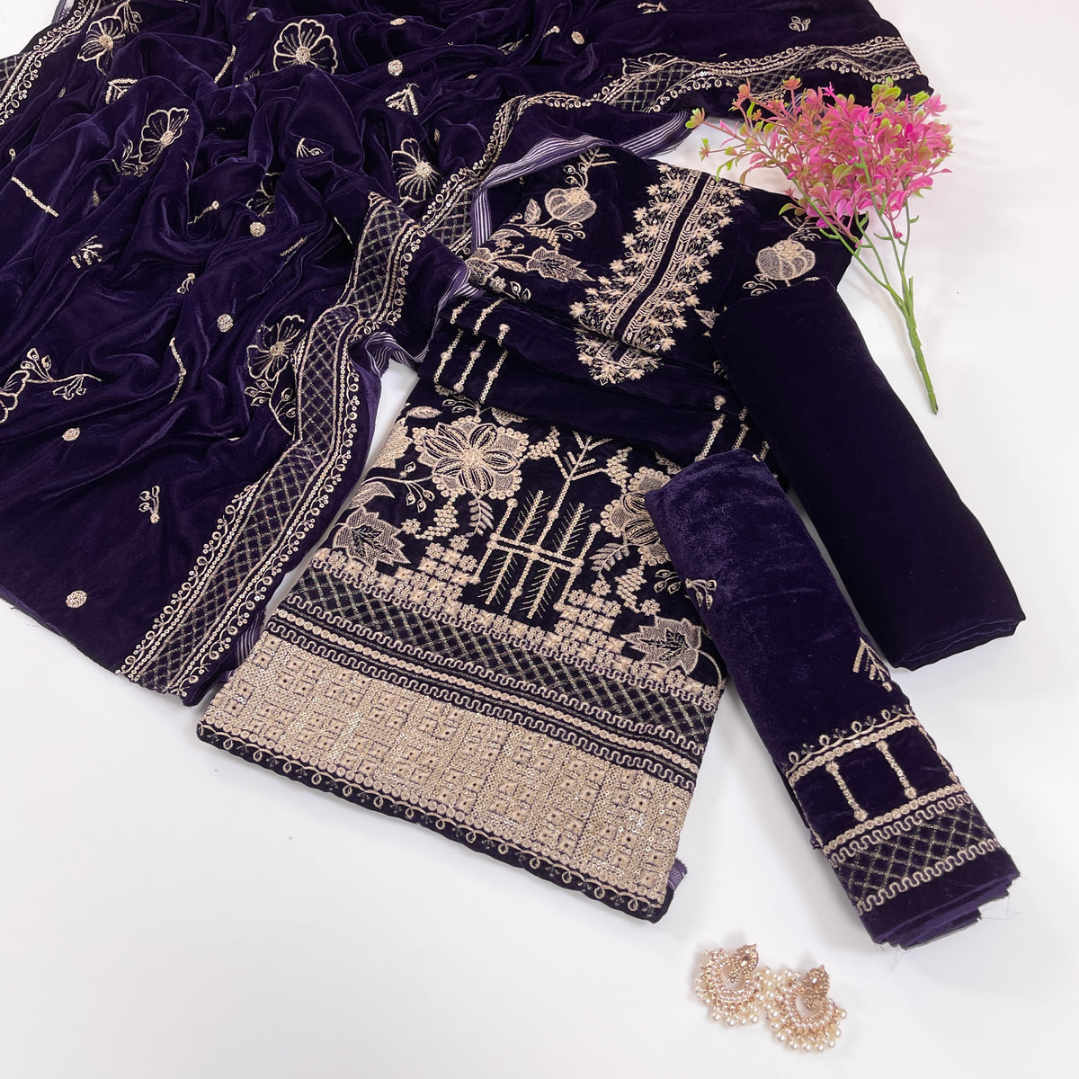 Sana Safinaz Luxury Emb Velvet 3PC