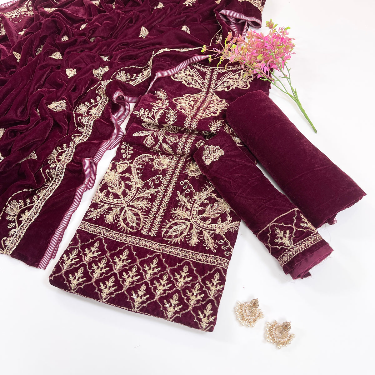 Sana Safinaz Luxury Emb Velvet 3PC
