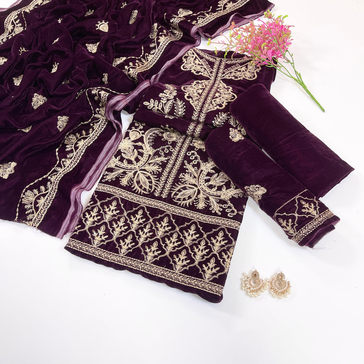Sana Safinaz Luxury Emb Velvet 3PC
