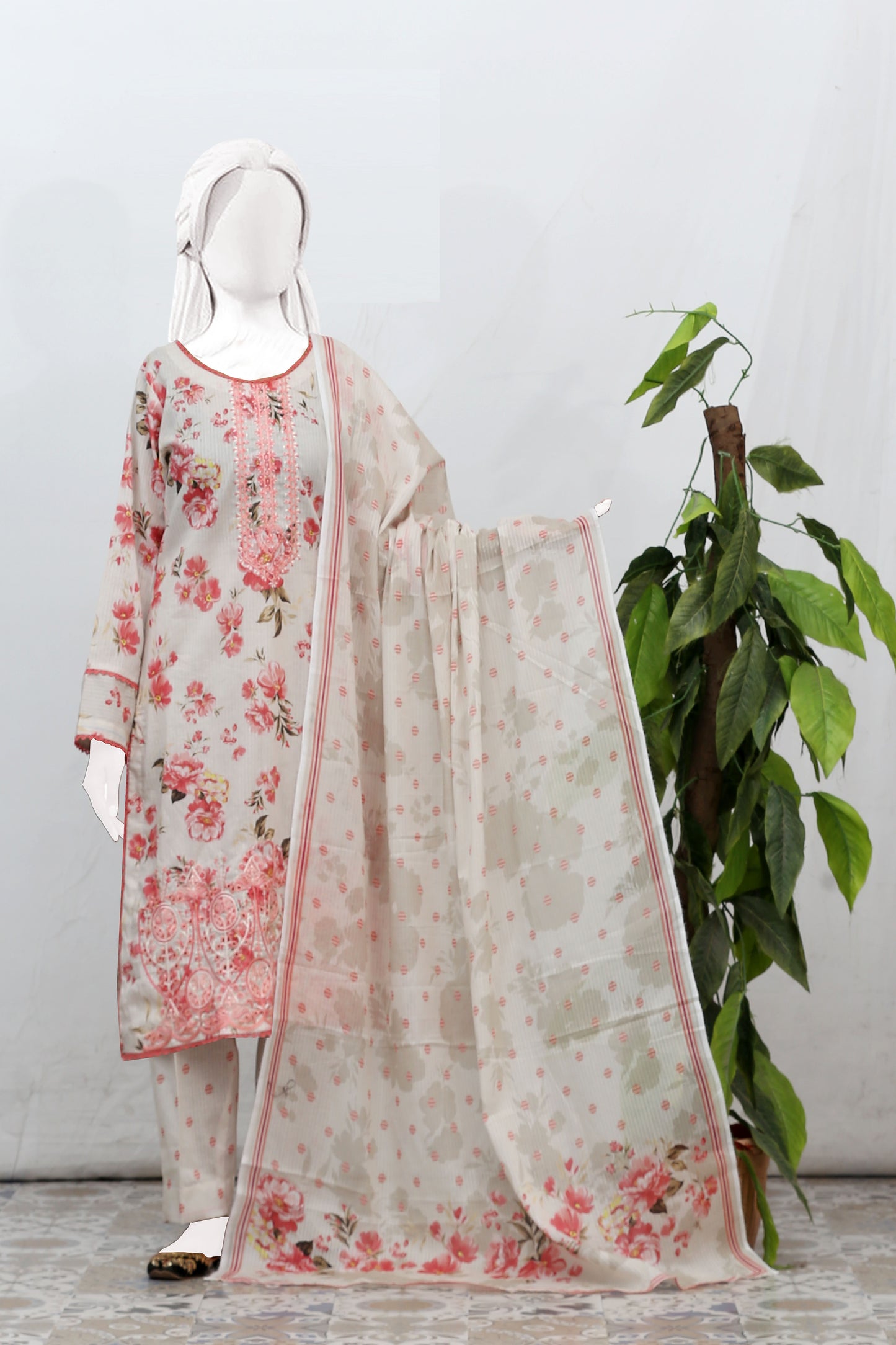 Mohagni By Anaya Noor Tana Dora Emb Lawn 3PC