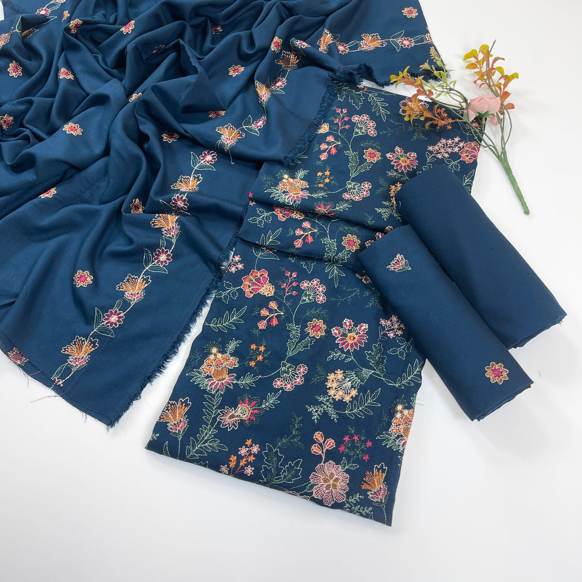 Bareeze Embroidered Karandi 3PC