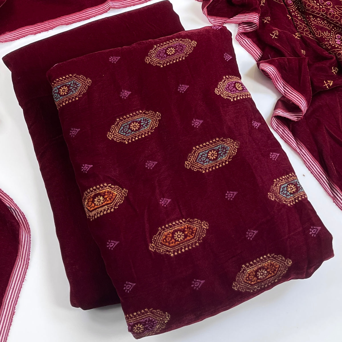 Tawakkal Premium Velvet 3PC