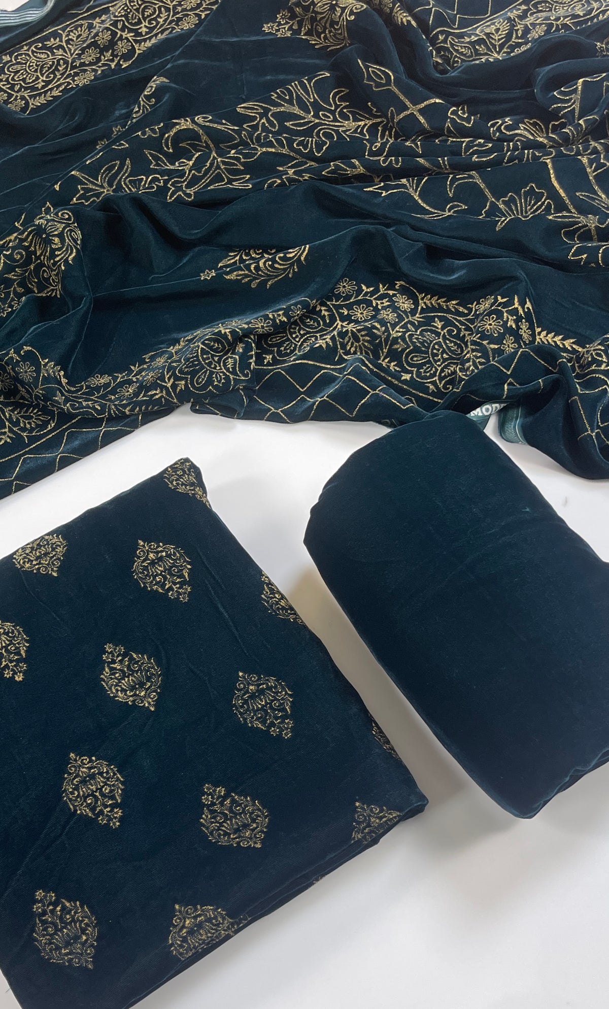Tawakkal Premium Velvet 3PC