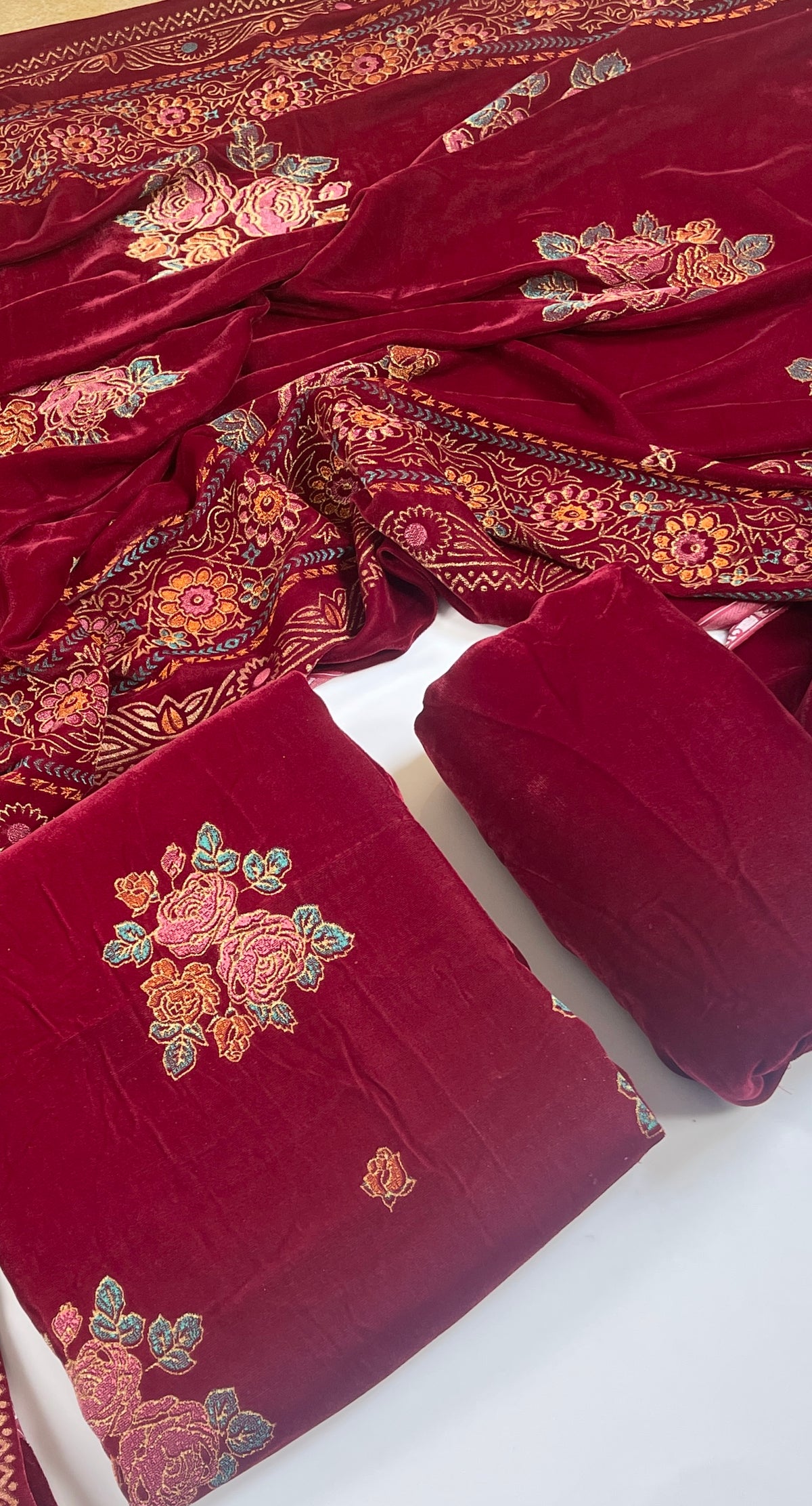 Tawakkal Premium Velvet 3PC