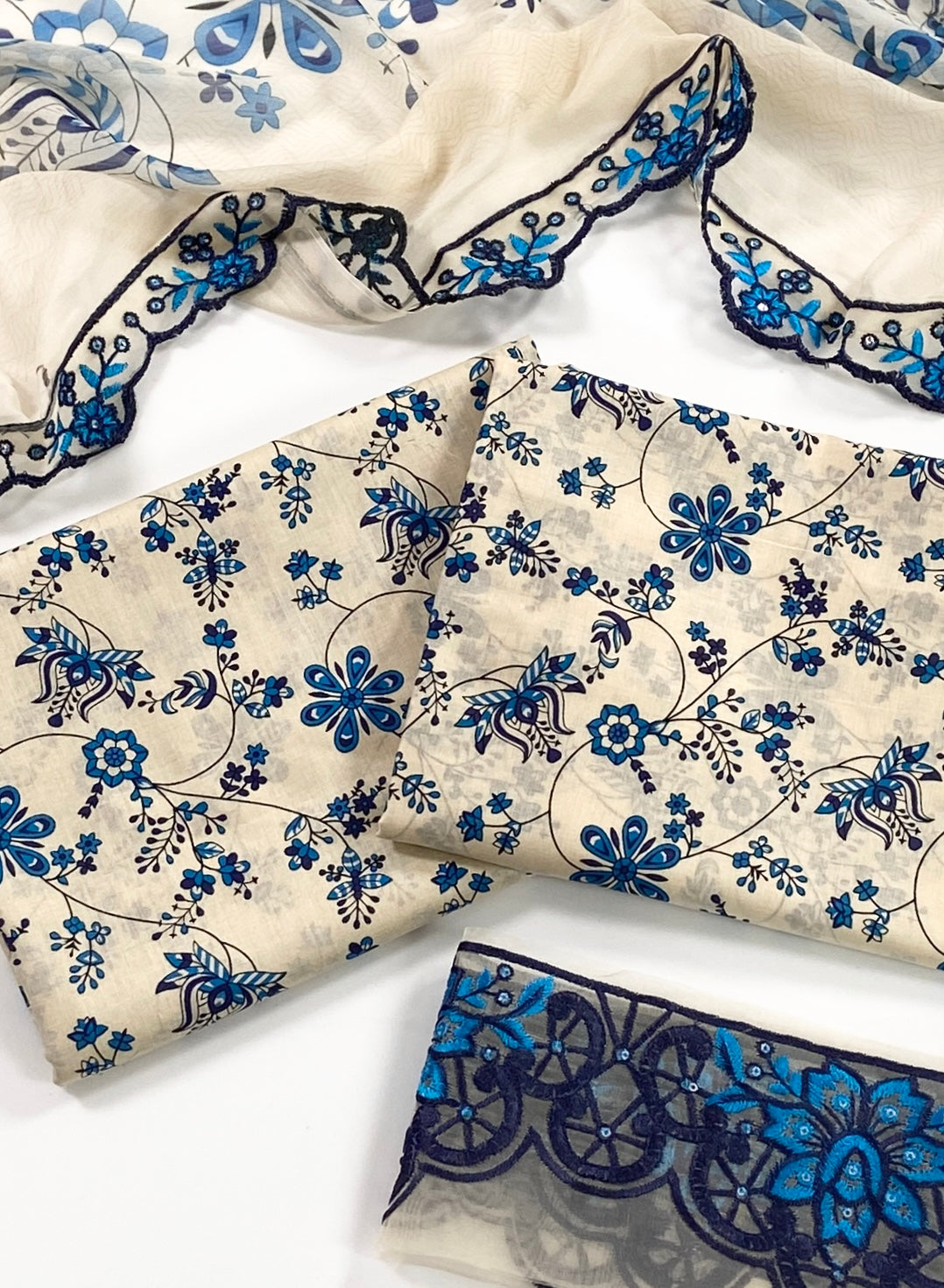 Faiza Saqlain Embroiderd & Digital Printed Lawn With 3PC