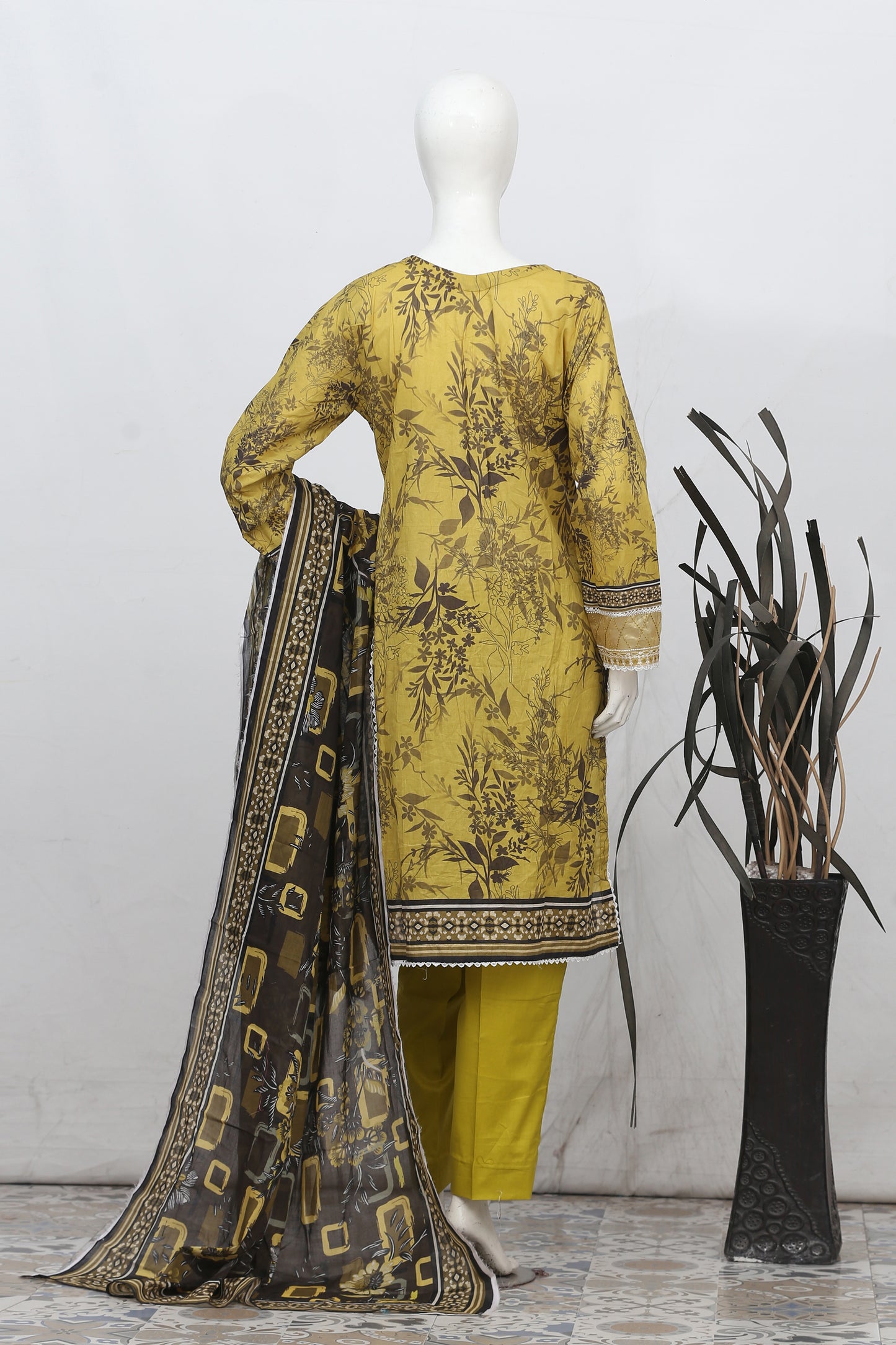 Fantak By Anaya Noor Heavy Emb Lawn 3PC