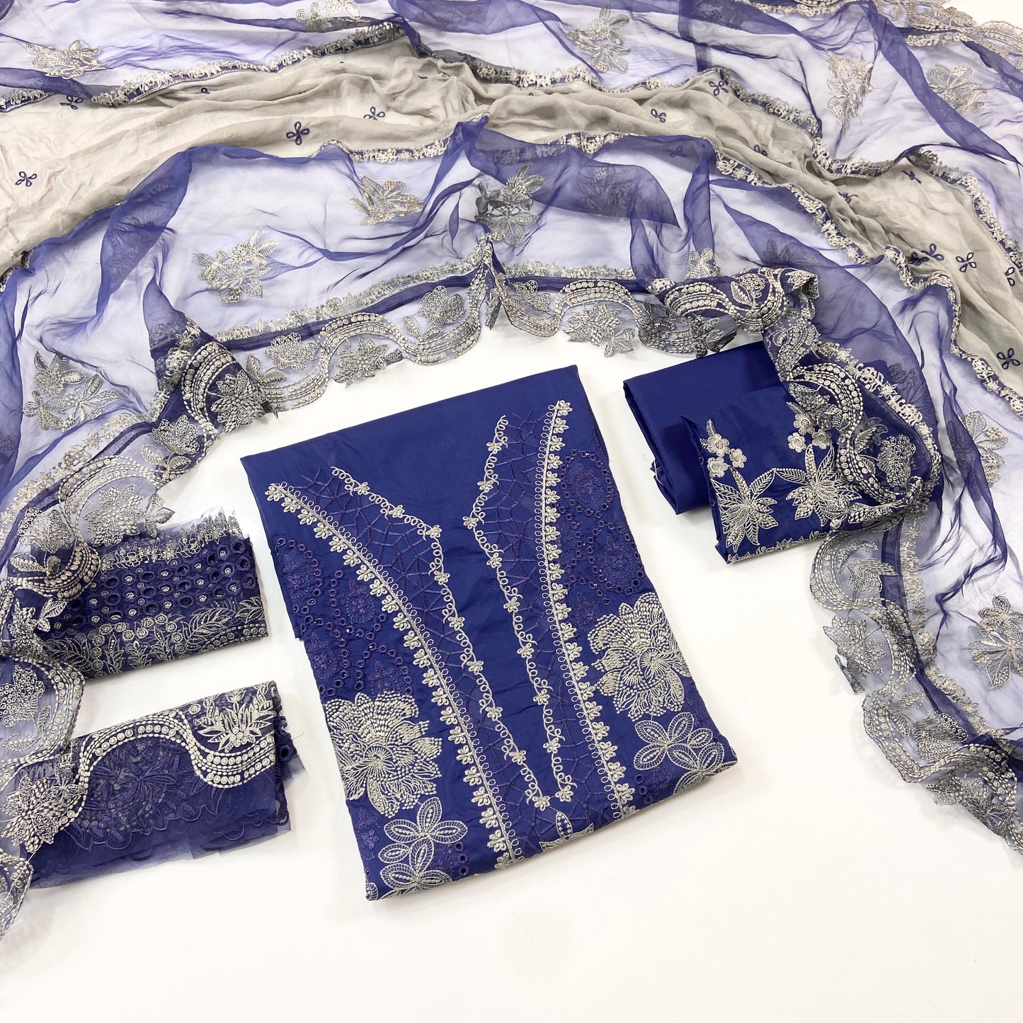 Aneelas Luxury Embroidered Lawn 3PC