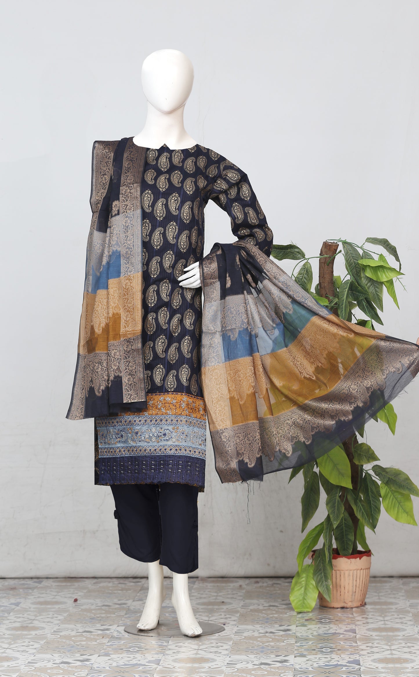 Satrangi By Anaya Noor Emb Lawn 3-PC