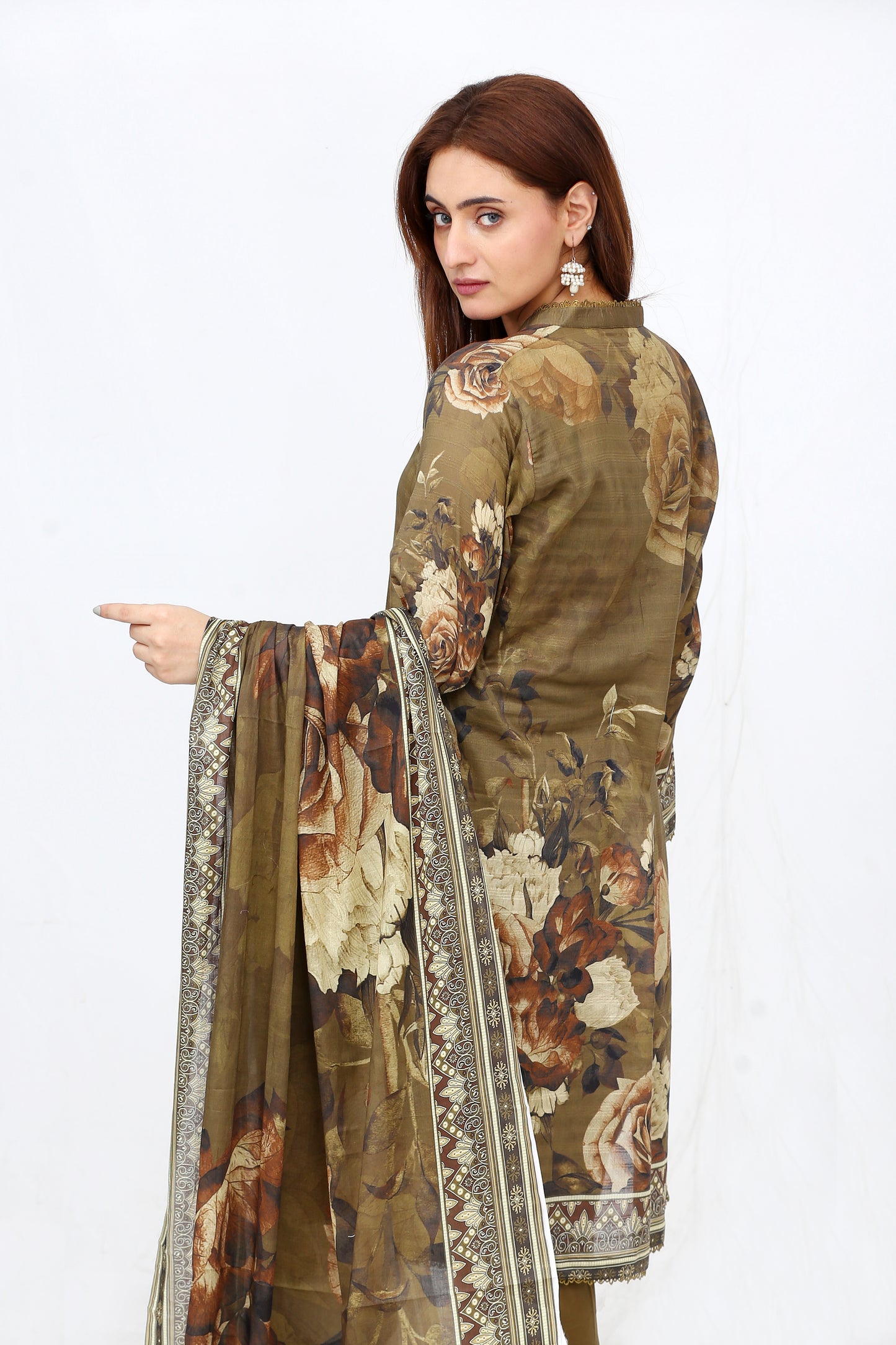 Phoolkari By Anaya Noor Printed Bana Dora Lawn 3PC