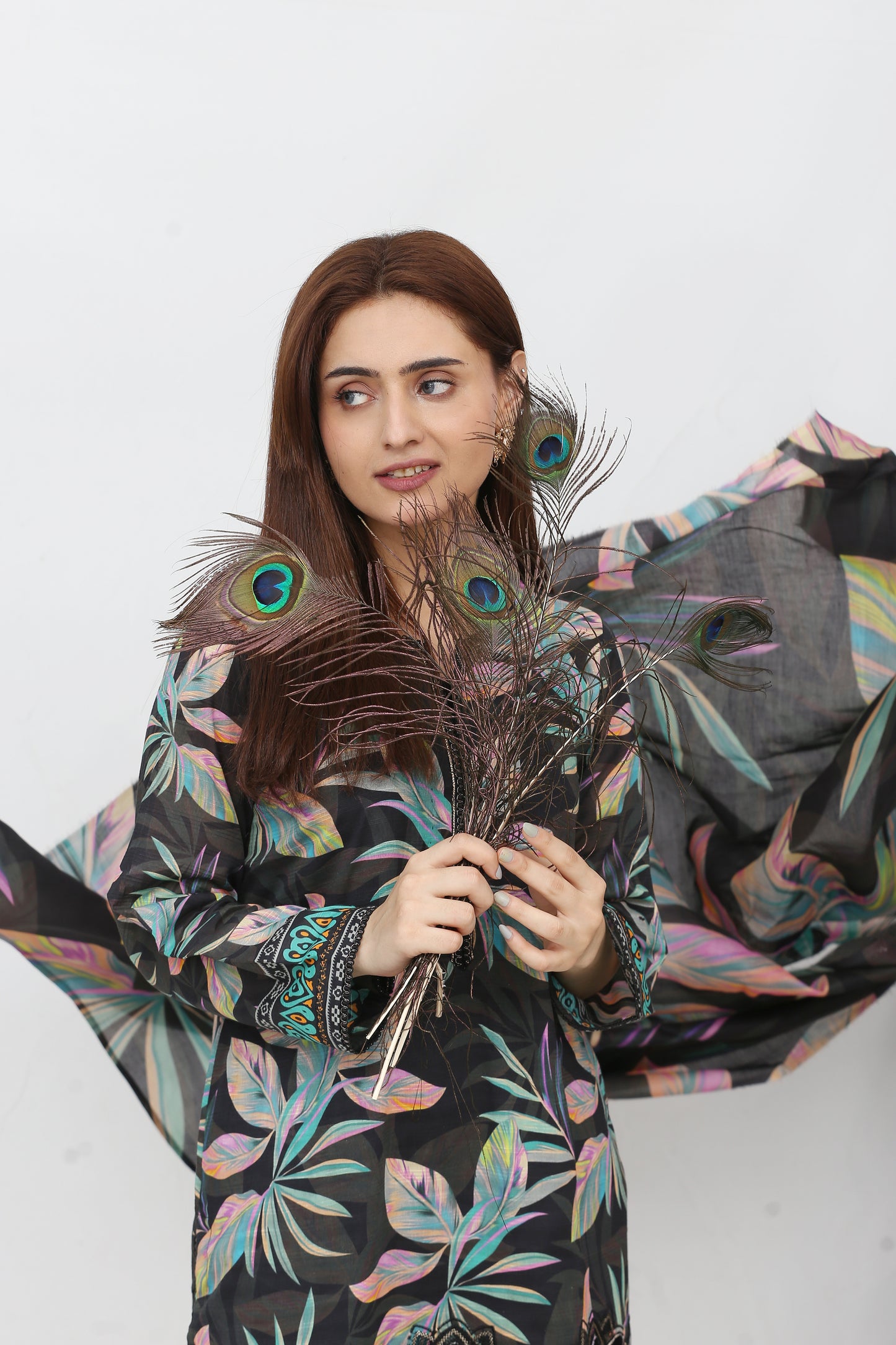 Phoolkari By Anaya Noor Printed Bana Dora Lawn 3PC