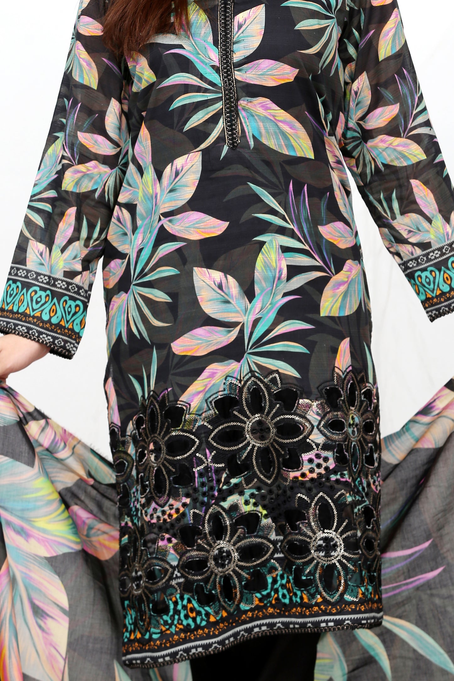 Phoolkari By Anaya Noor Printed Bana Dora Lawn 3PC